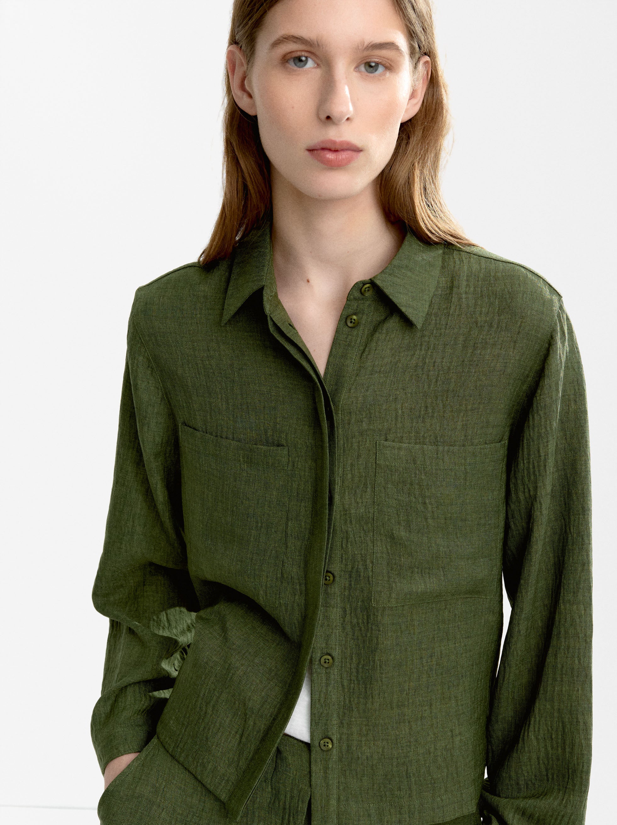 Camisa Fluida Con Efecto Arrugado