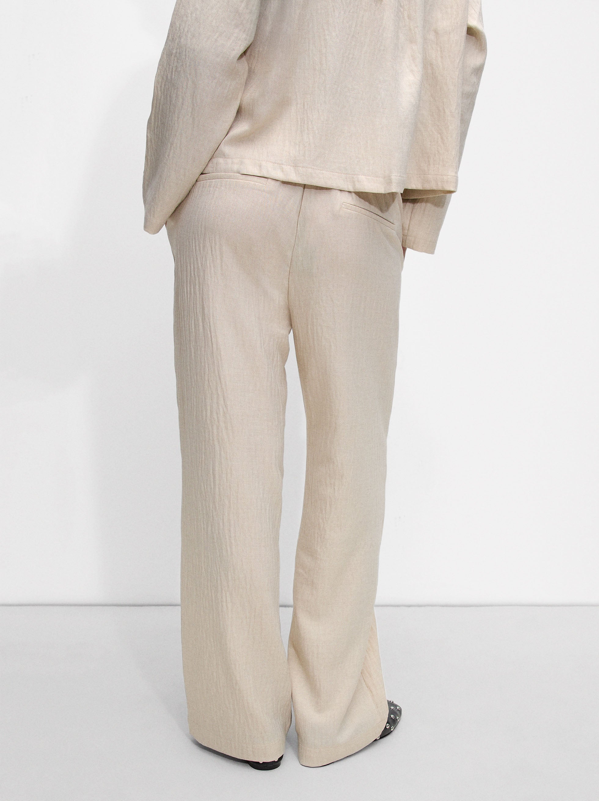 Pantalón Fluido Con Efecto Arrugado