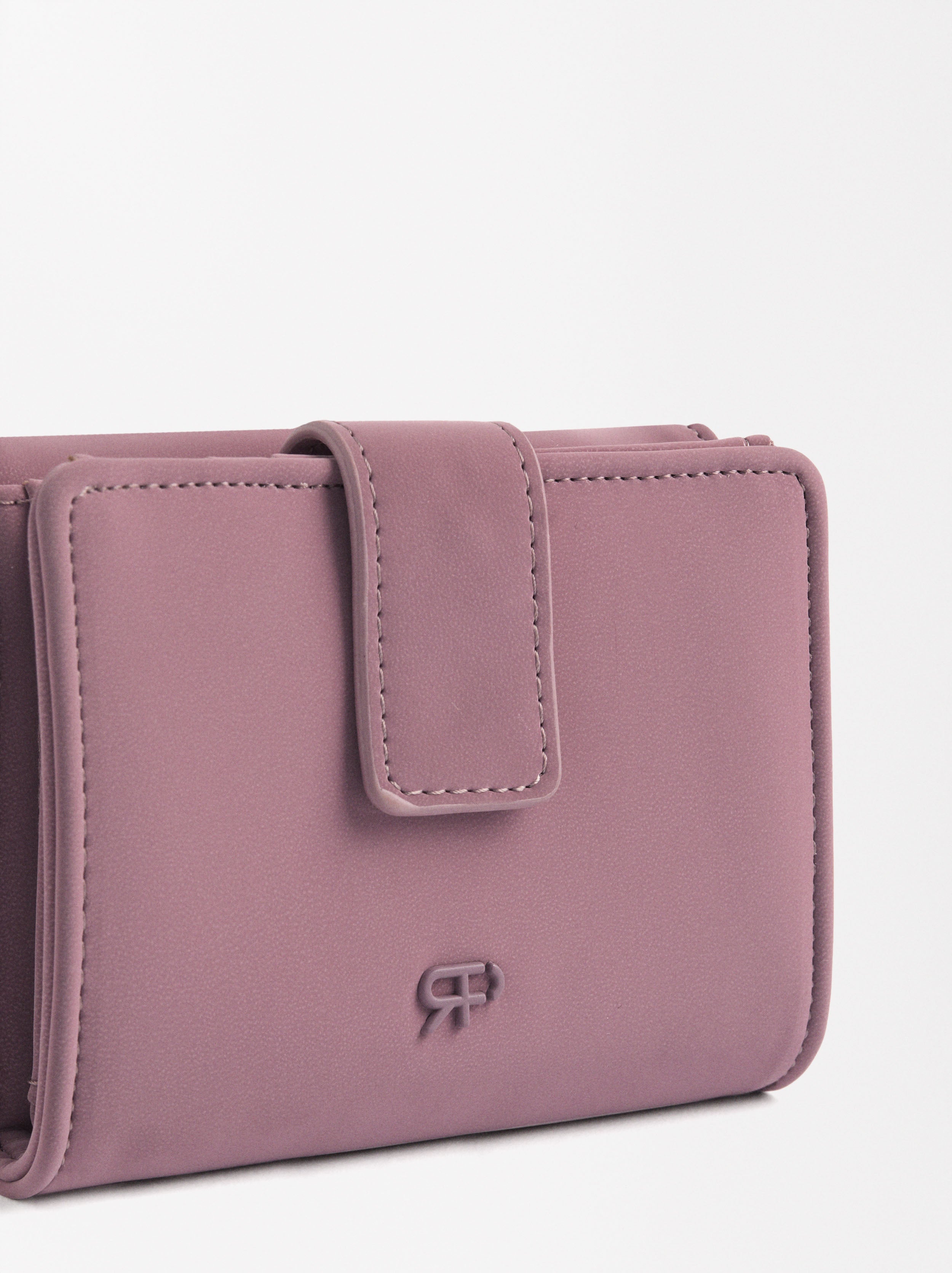 Billetera Con Cierre De Solapa Y Textura