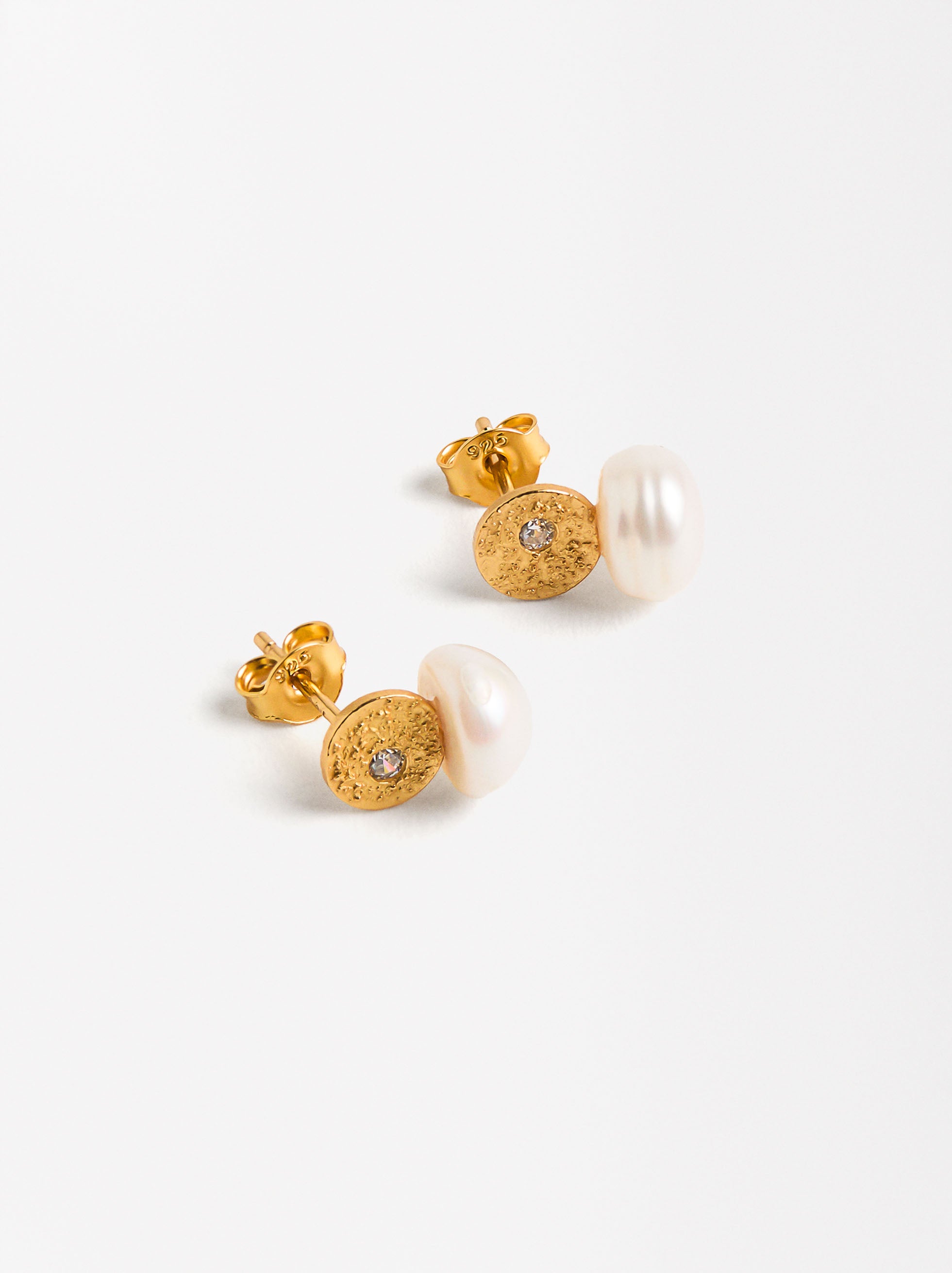 Aretes Cortos Con Perlas De Agua Dulce Y Circonitas - Plata De Ley 925