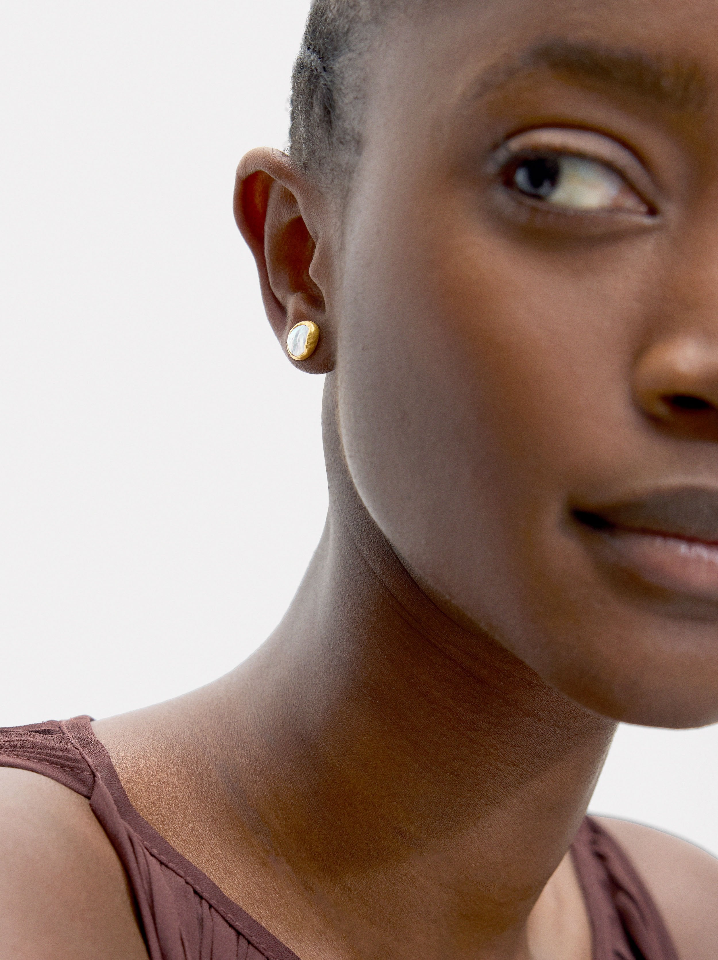 Aretes Ovalados Con Perlas De Agua Dulce - Plata De Ley 925
