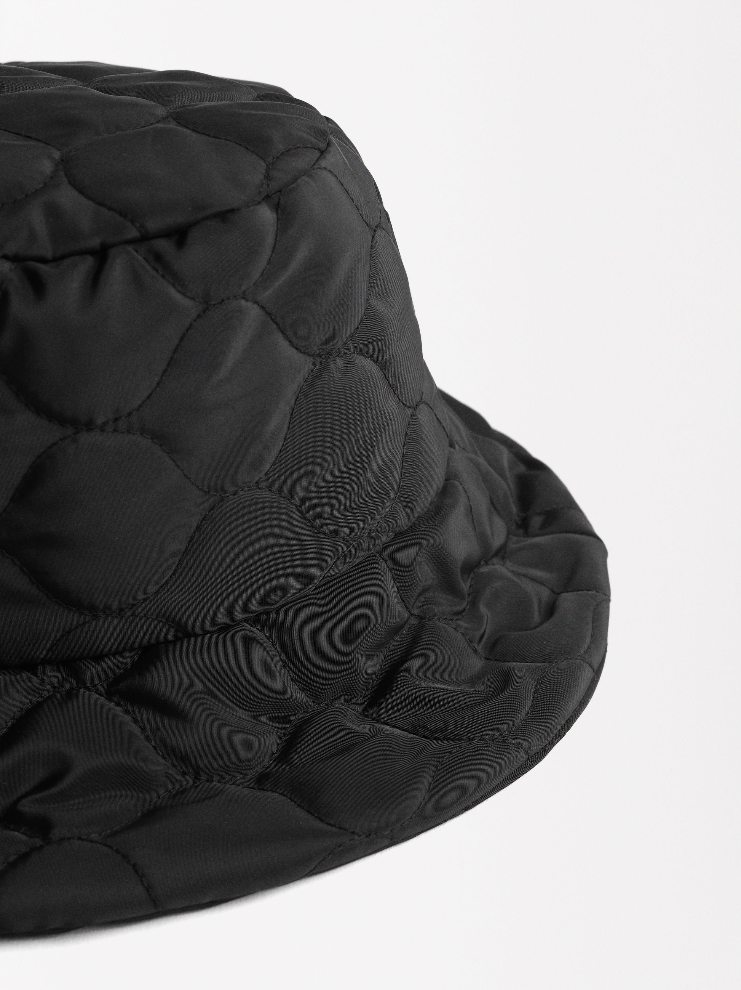 Gorro Bucket Acolchado