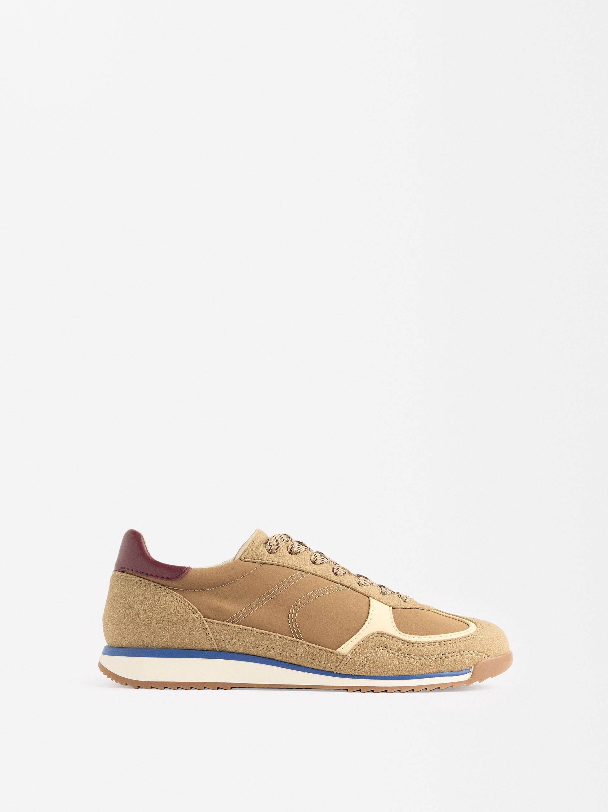Zapatillas Combinadas Con Efecto Serraje
