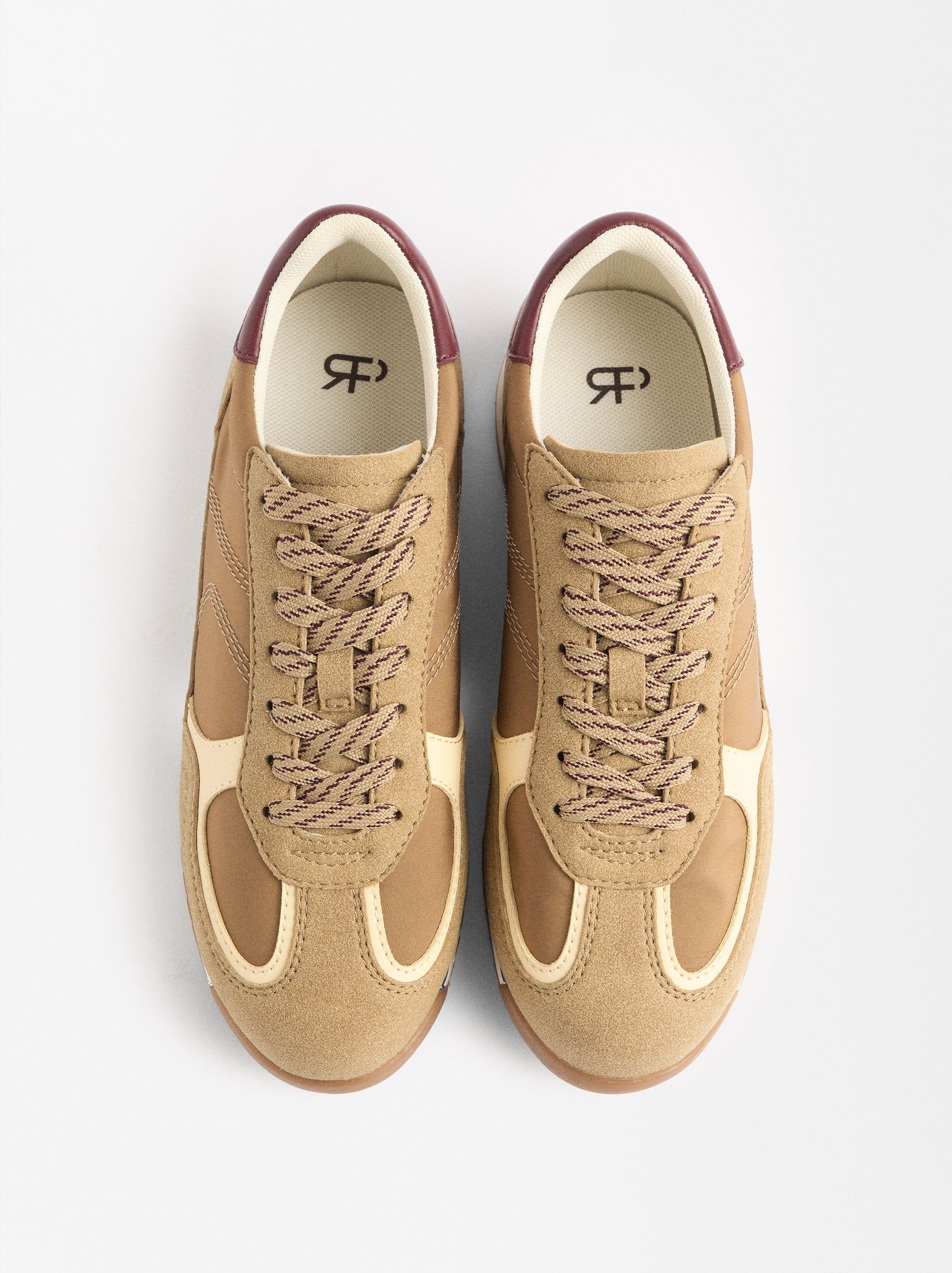 Zapatillas Combinadas Con Efecto Serraje