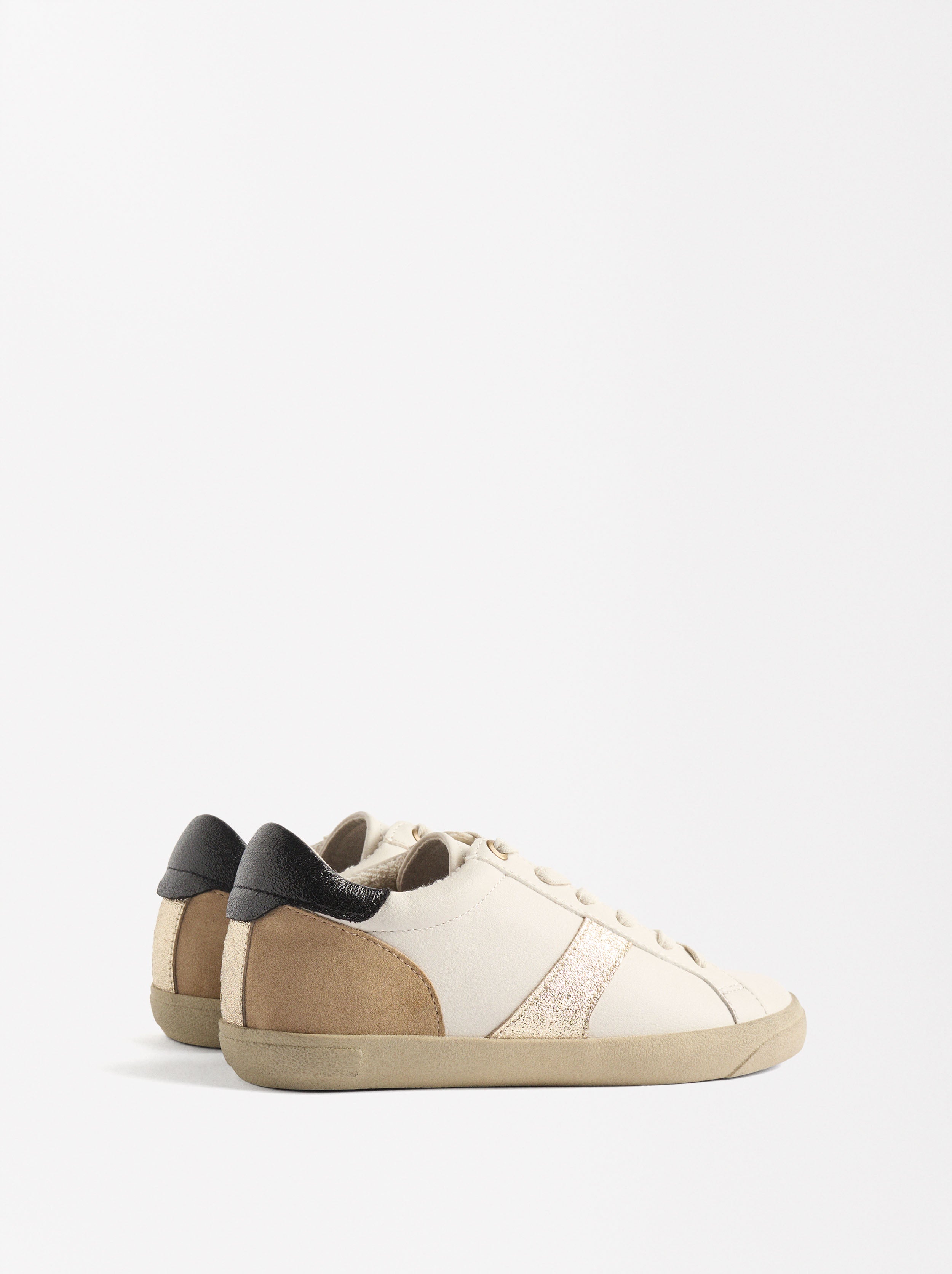 Zapatillas Con Contraste