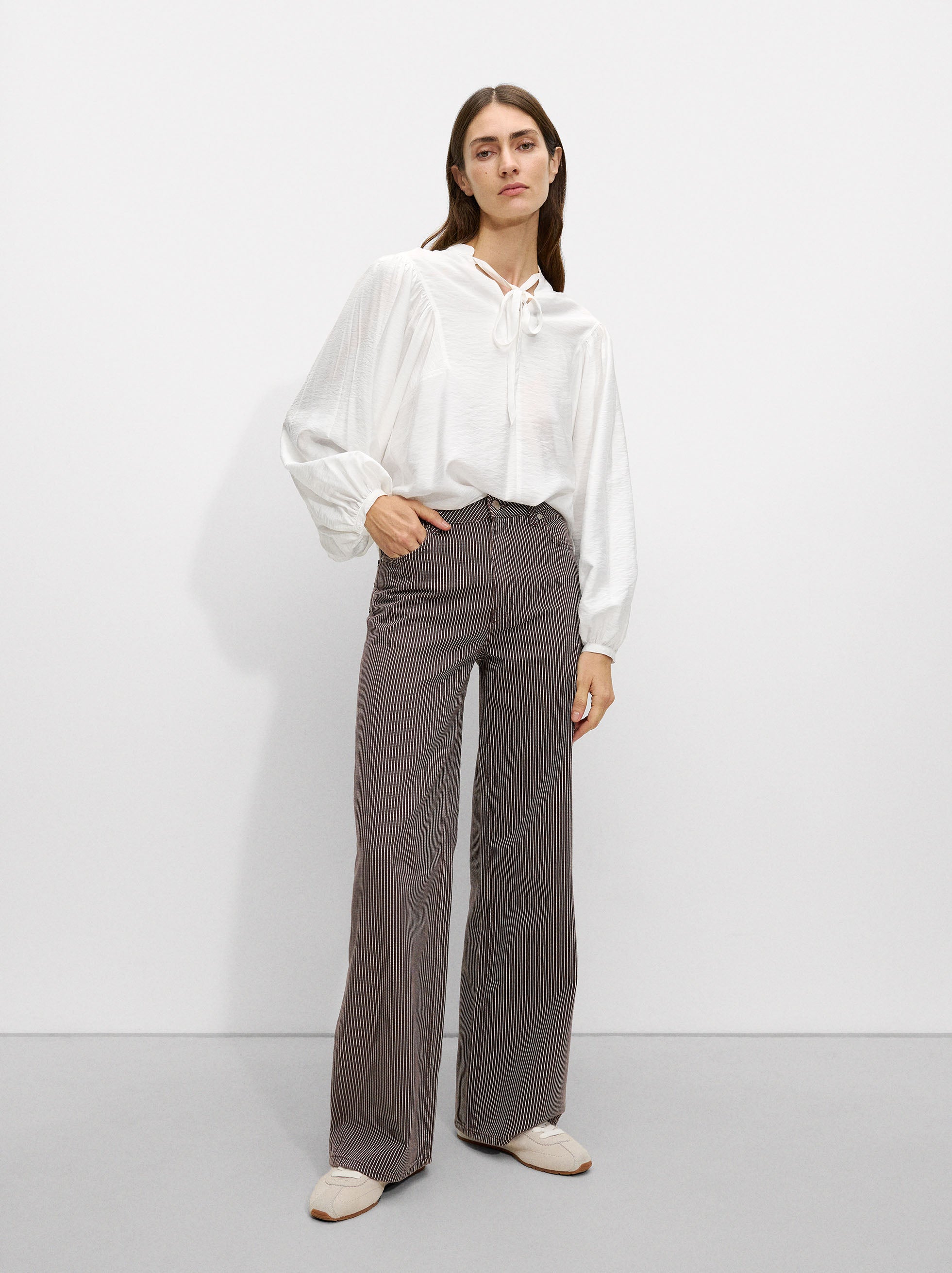 Camisa Con Manga Abullonada