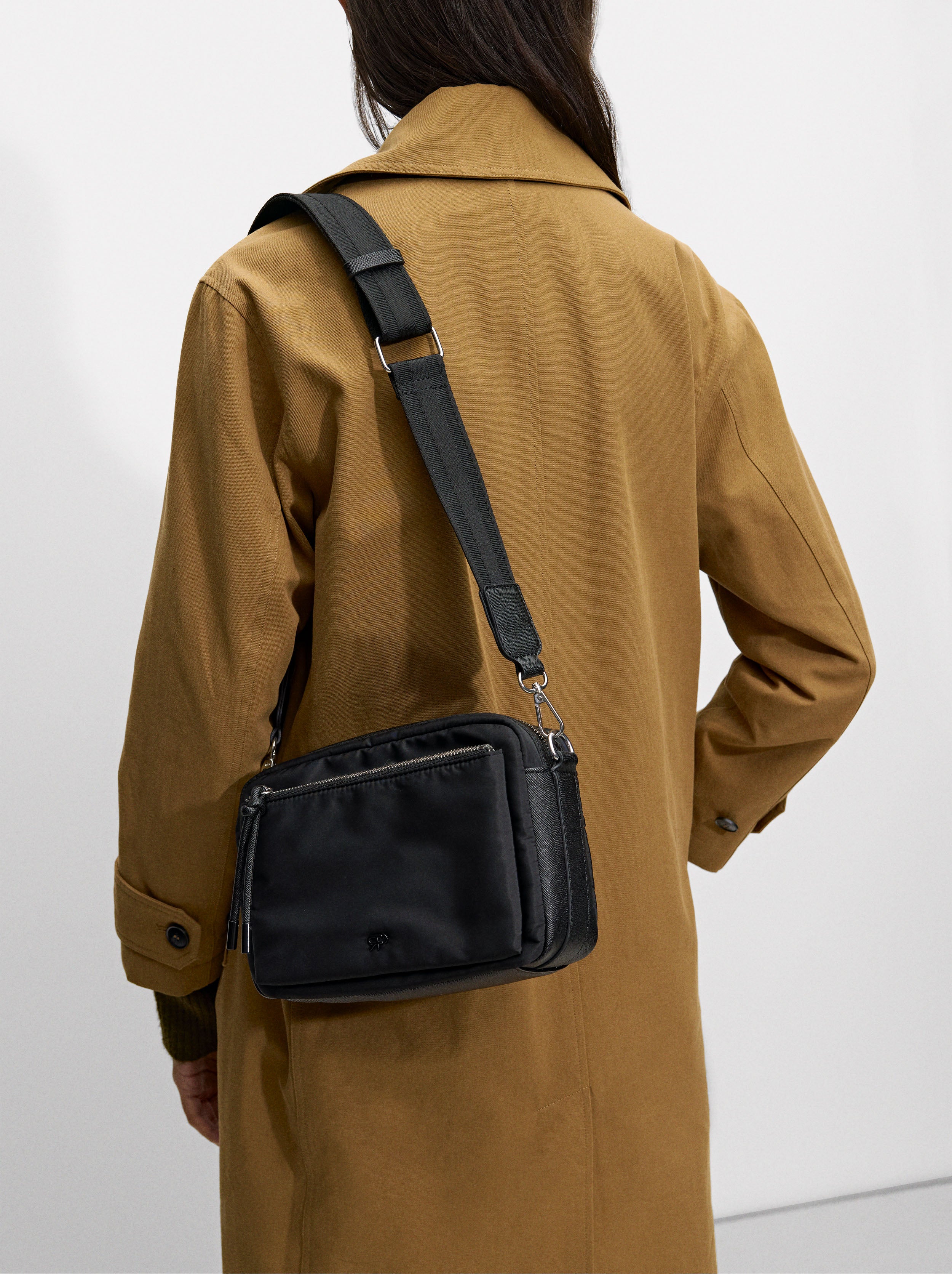 Cartera Bandolera De Nylon