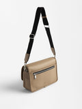 Bolso De Hombro Con Textura