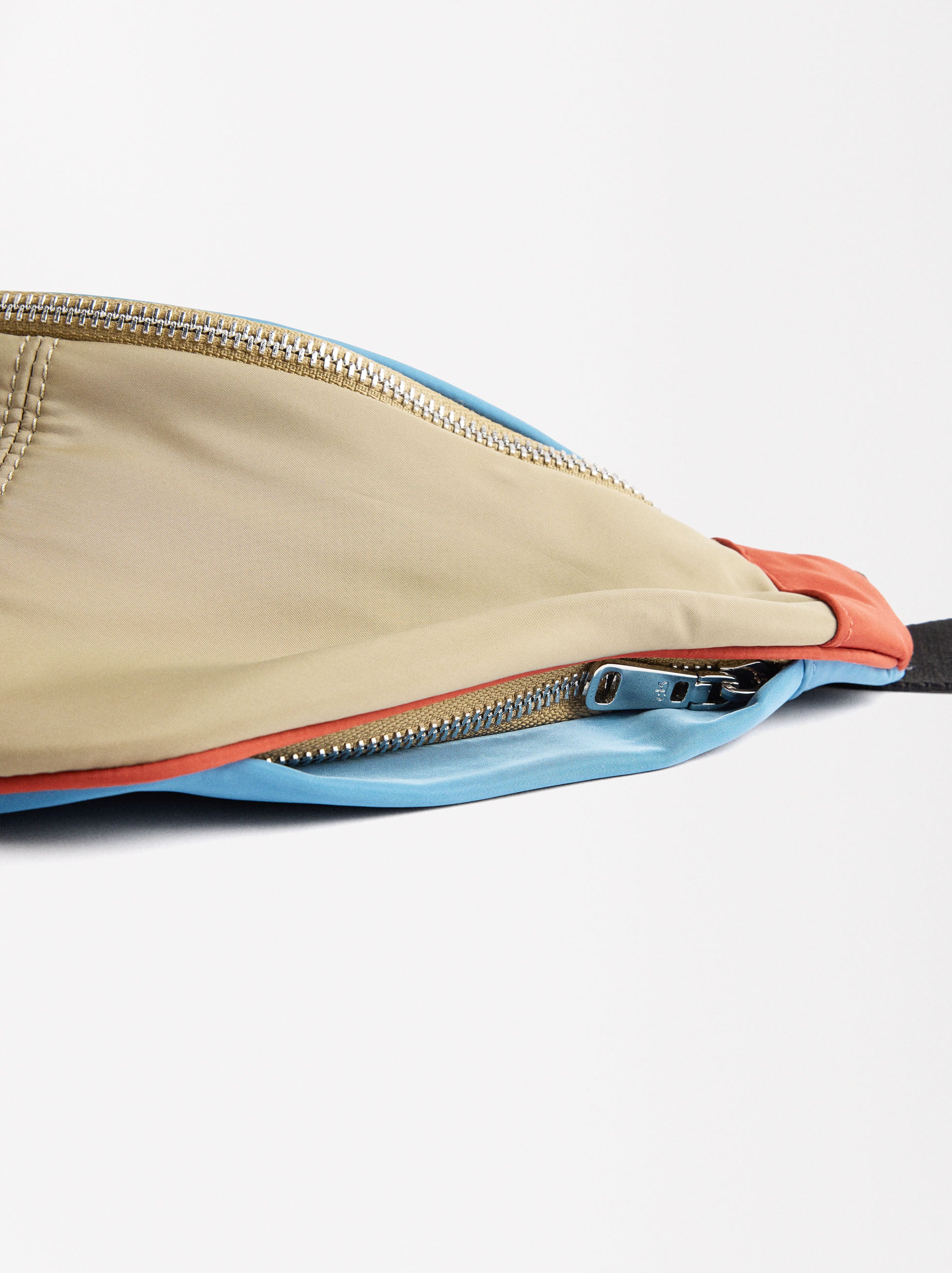 Bolso Riñonera De Nylon