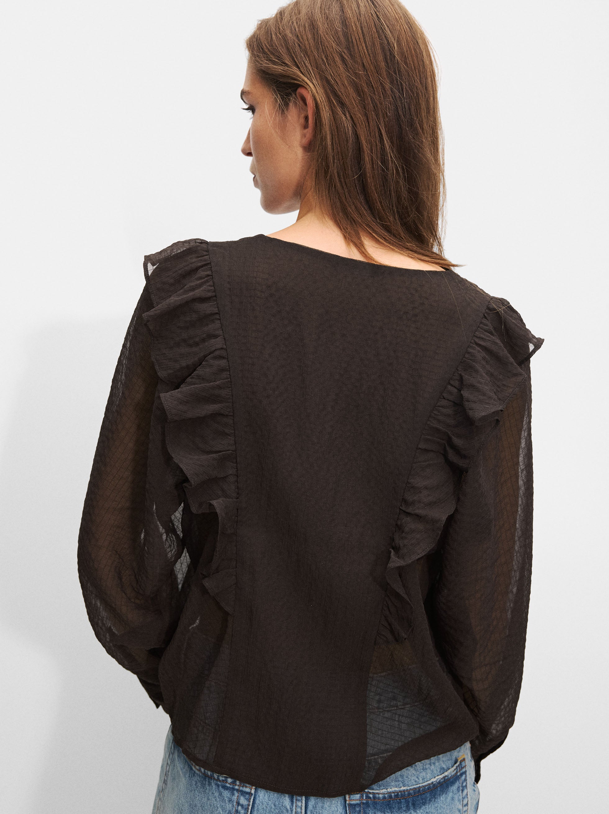 Camisa De Manga Larga Con Volantes