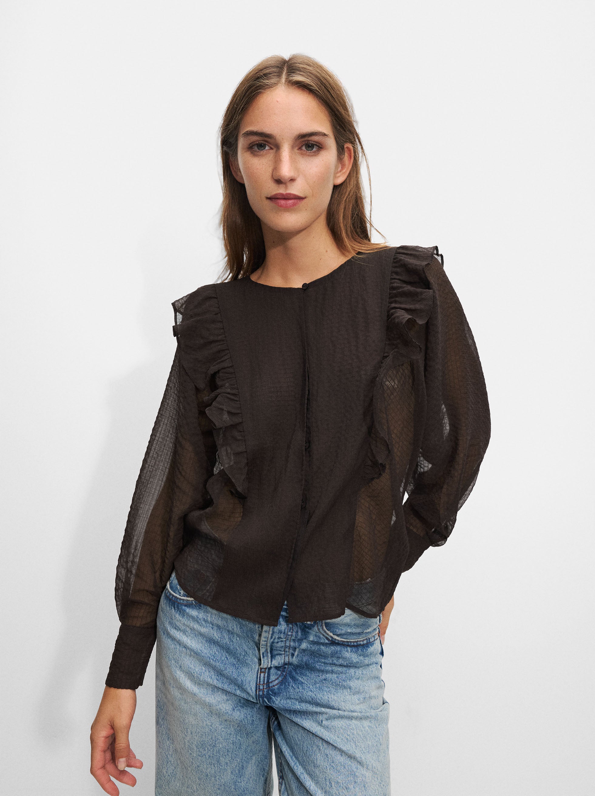 Camisa De Manga Larga Con Volantes