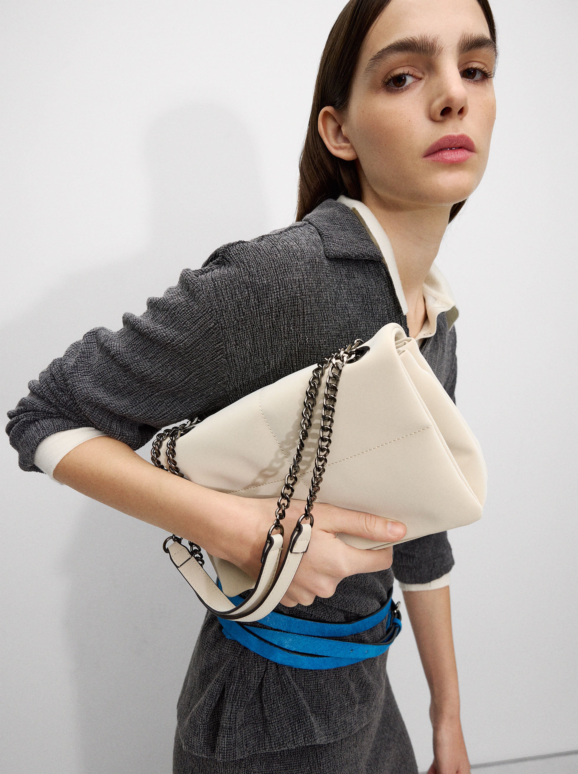 Cartera De Hombro Con Textura Suave