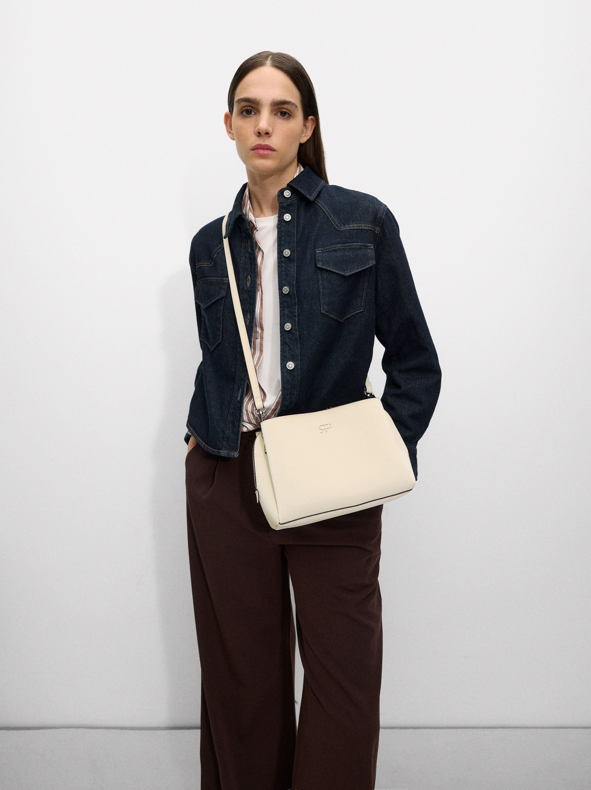 Cartera Bandolera Textura Suave