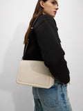 Bolso De Hombro Con Cierre De Solapa