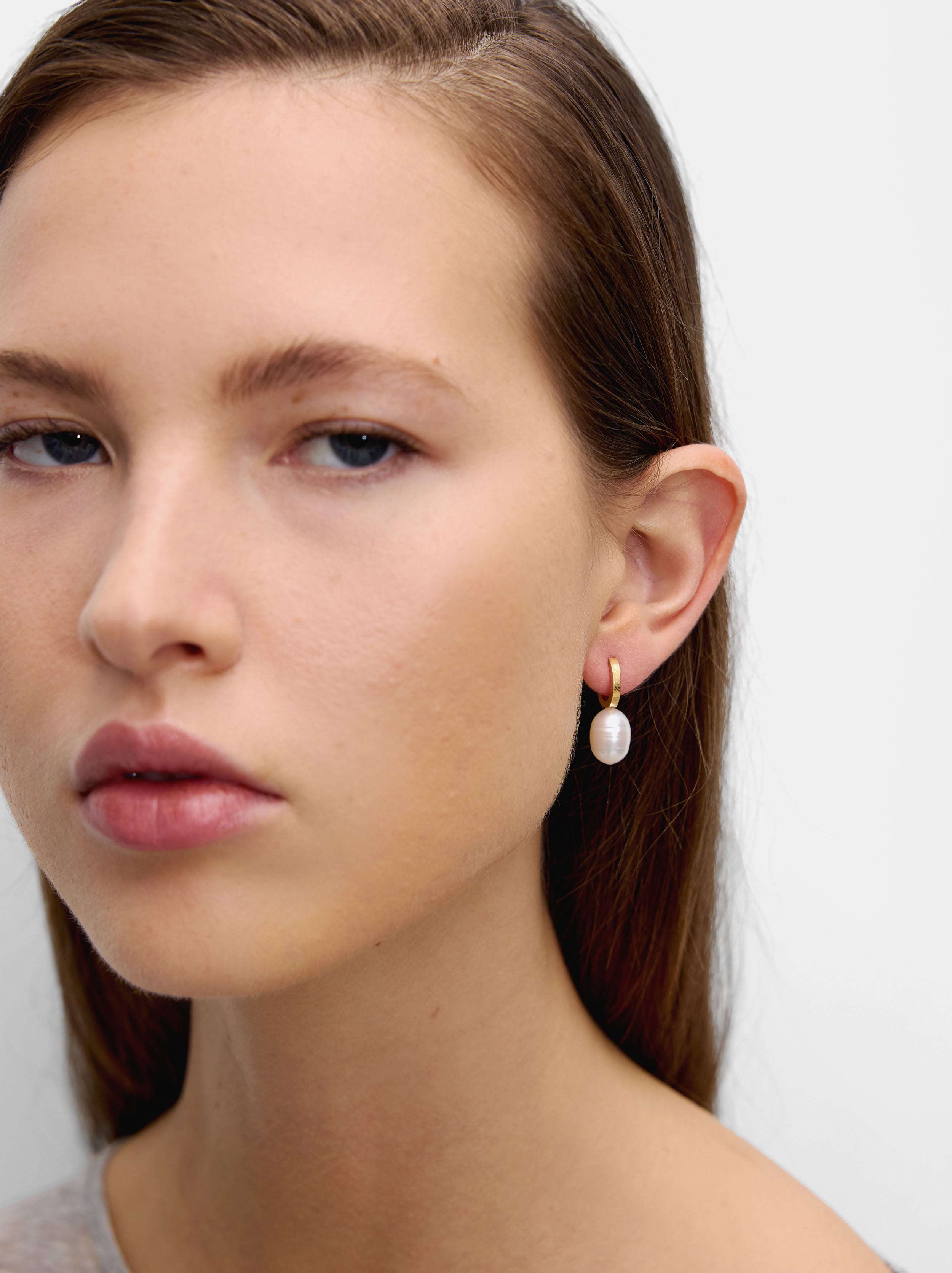 Aretes Con Aro Y Perlas De Agua Dulce - Acero Inoxidable