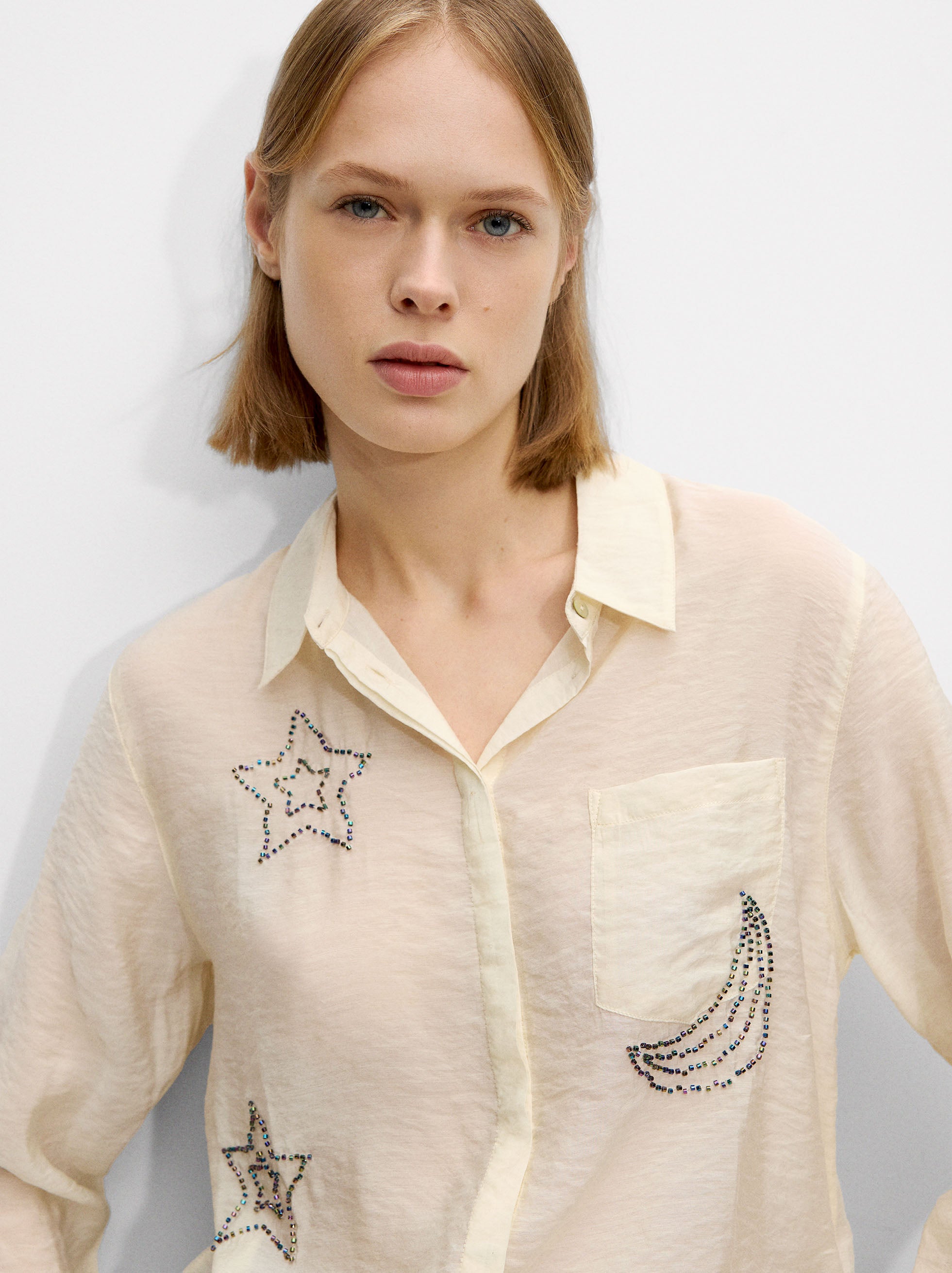 Camisa Con Detalle De Abalorios