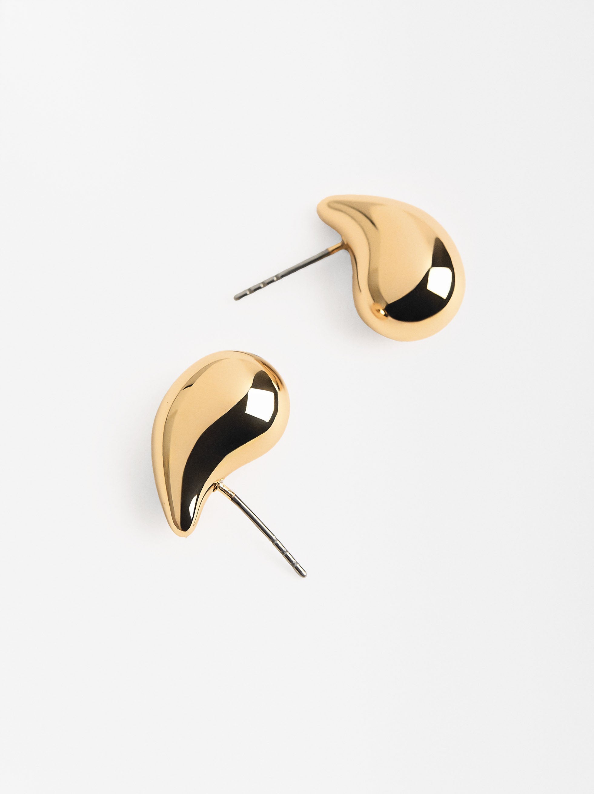 Aretes Gota Dorados