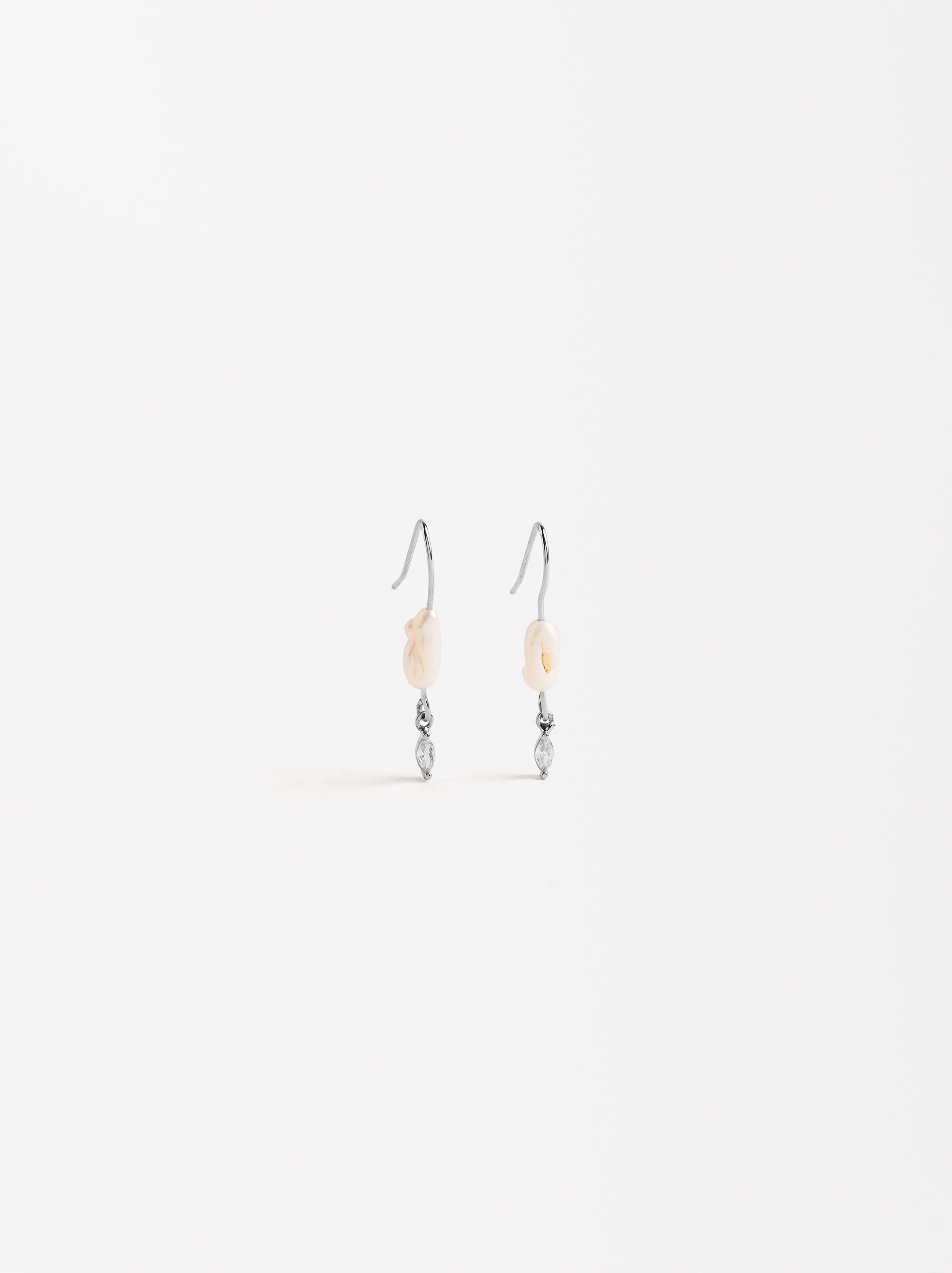 Aretes Largos Con Perlas De Agua Dulce Y Circonitas