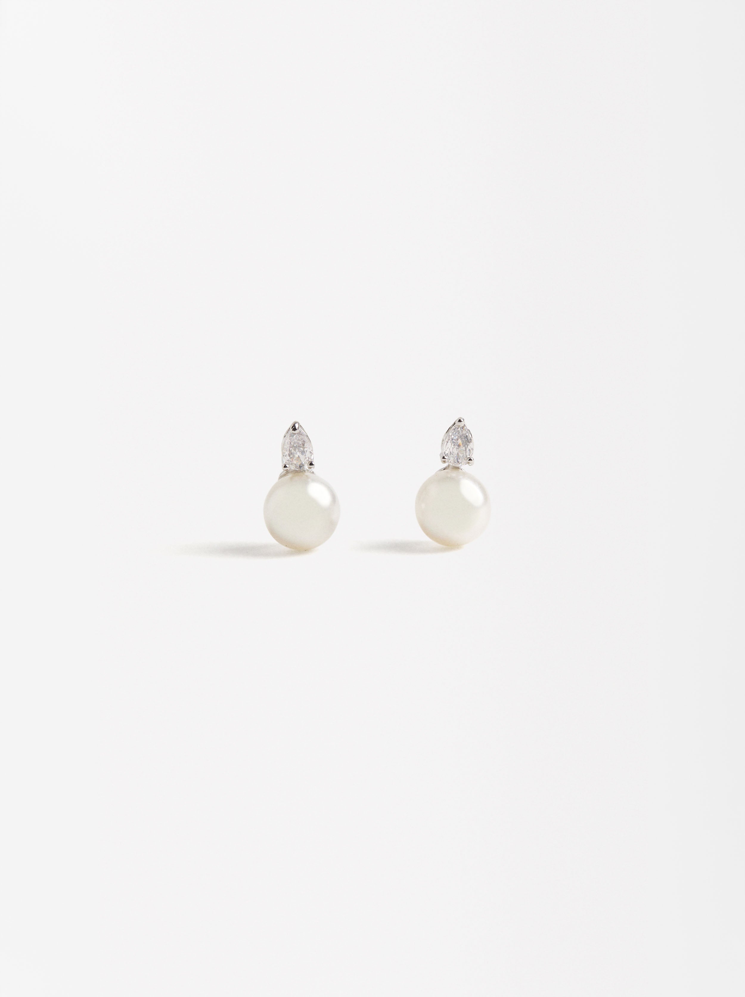 Aretes Cortos Con Perlas Y Circonitas