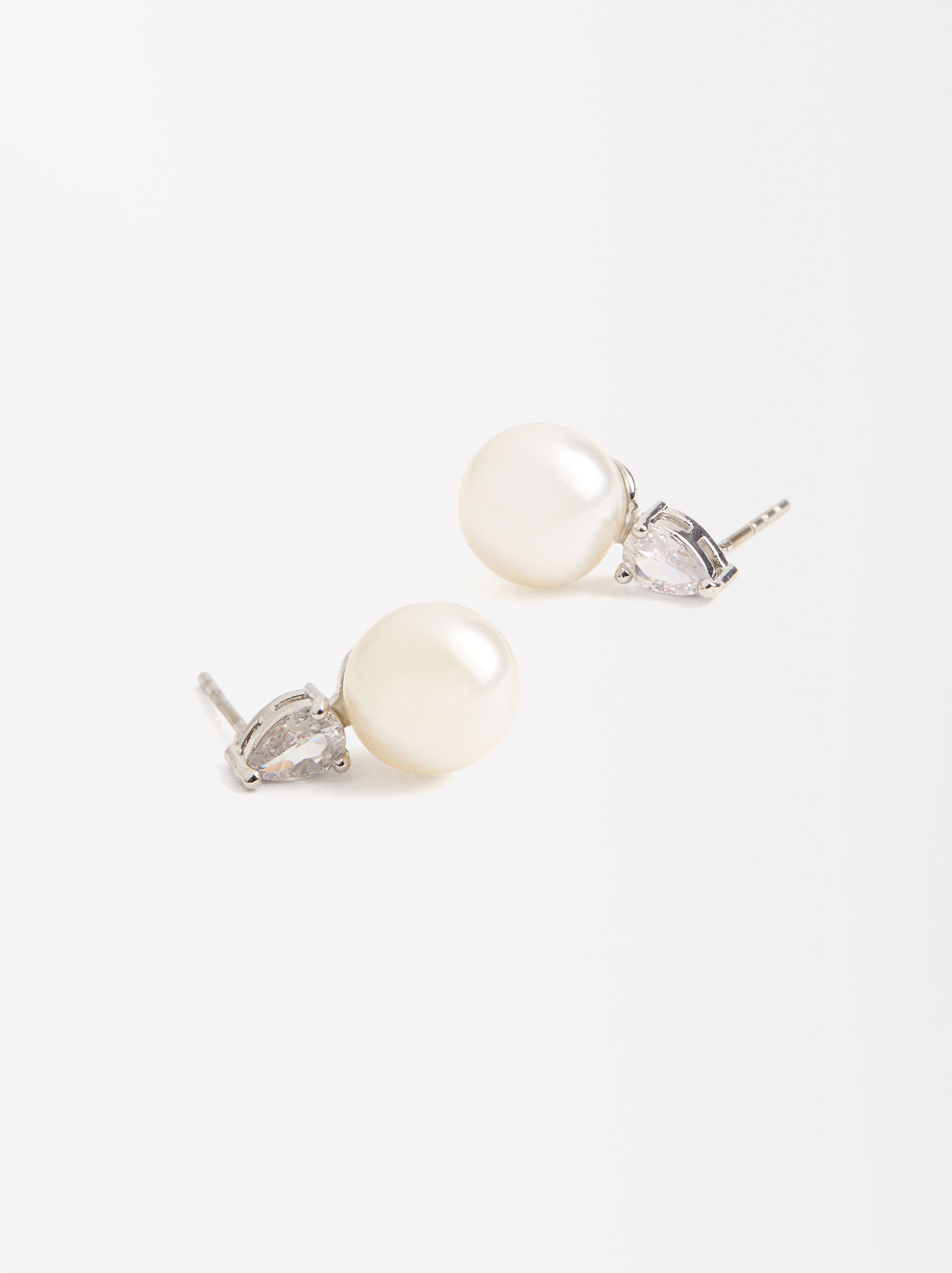 Aretes Cortos Con Perlas Y Circonitas