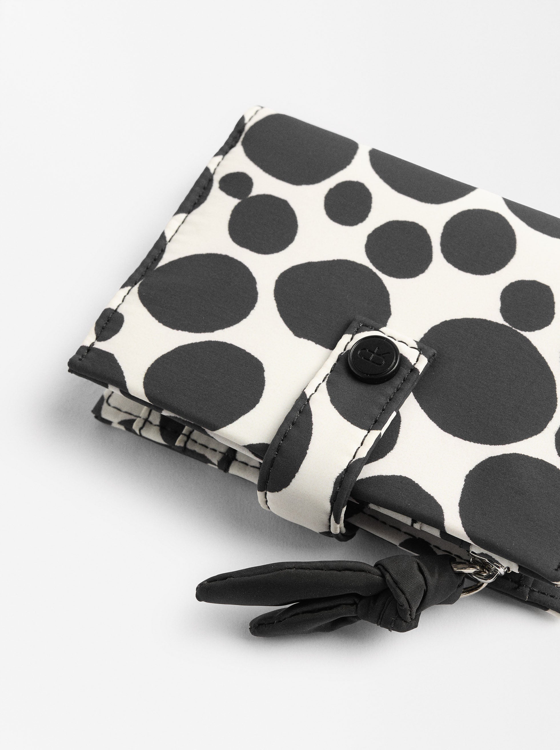 Billetera De Nylon Estampada