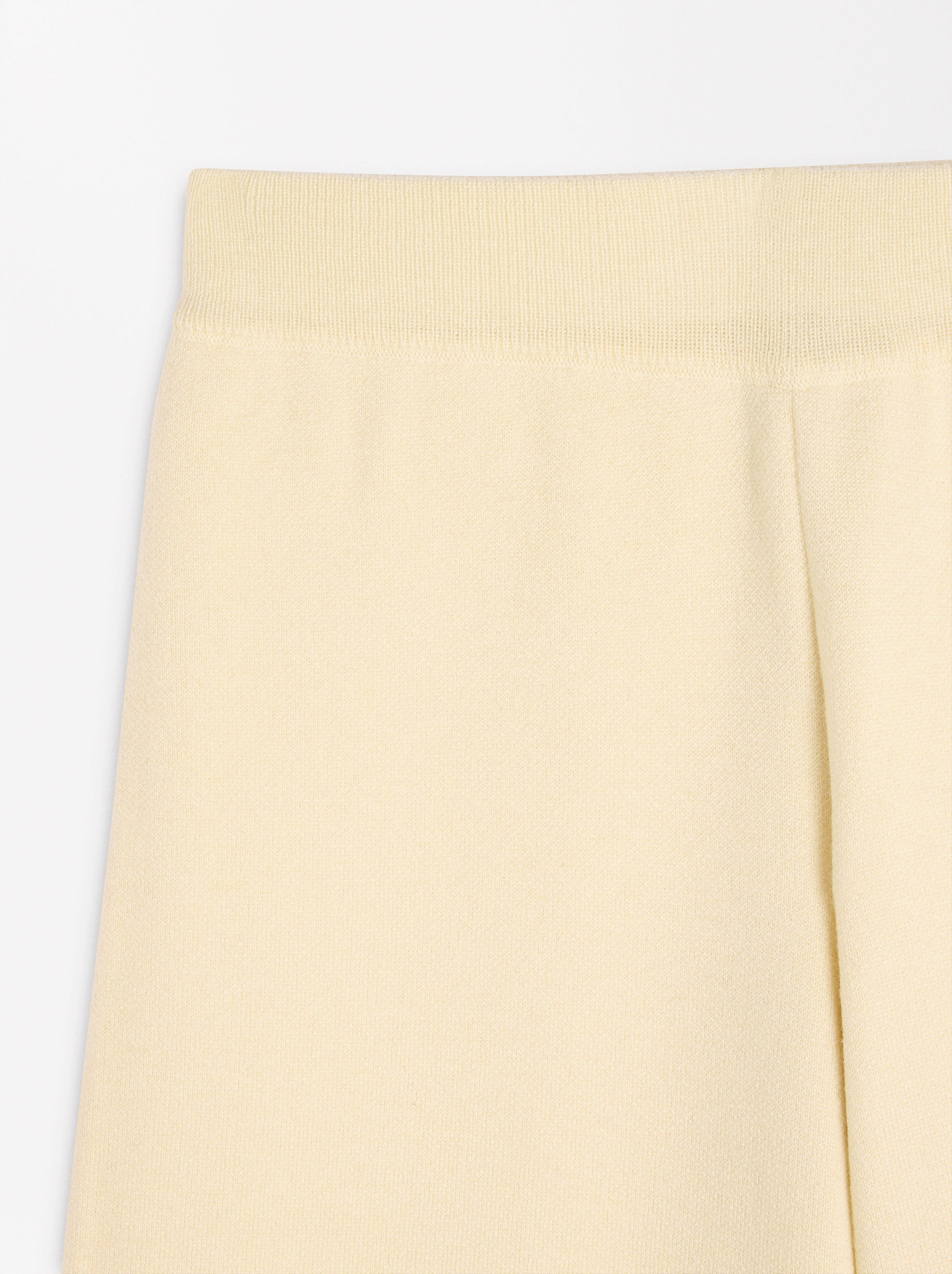 Pantalón Con Lana Y Cintura Elástica