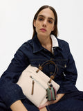 Cartera Tote Efecto Nylon Con Colgante