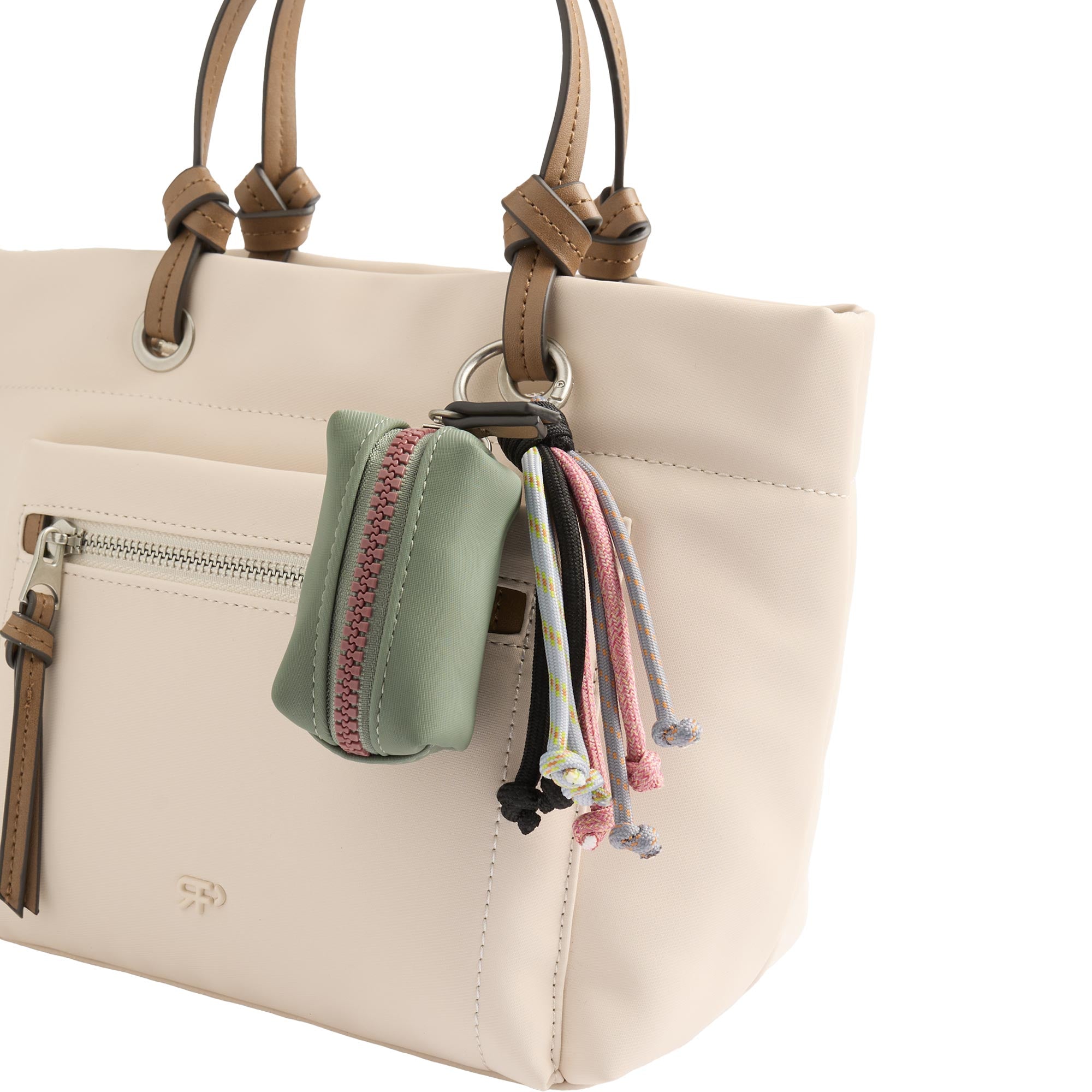 Bolso Tote Efecto Nylon Con Colgante