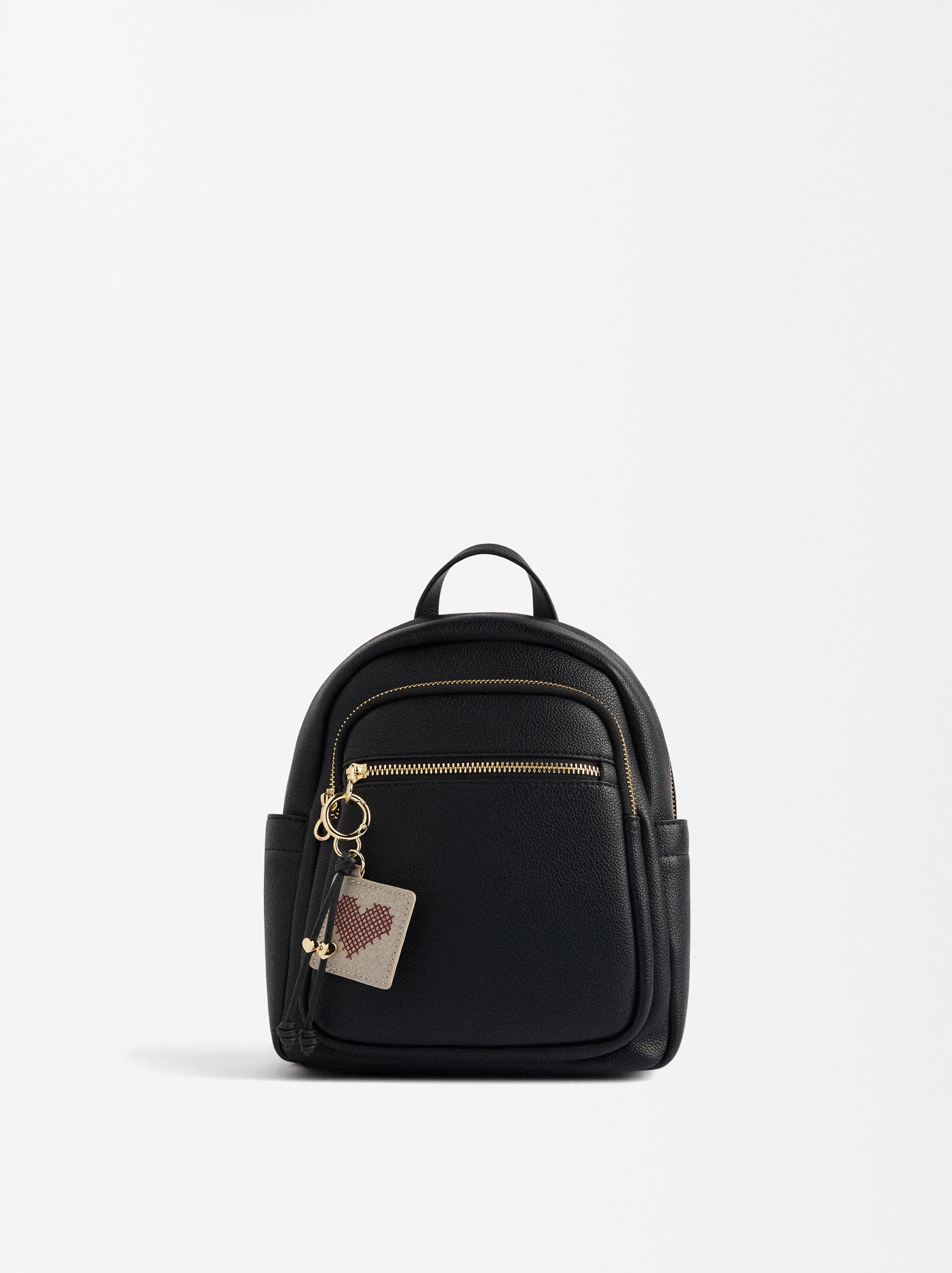 Mochila Con Colgante Corazón