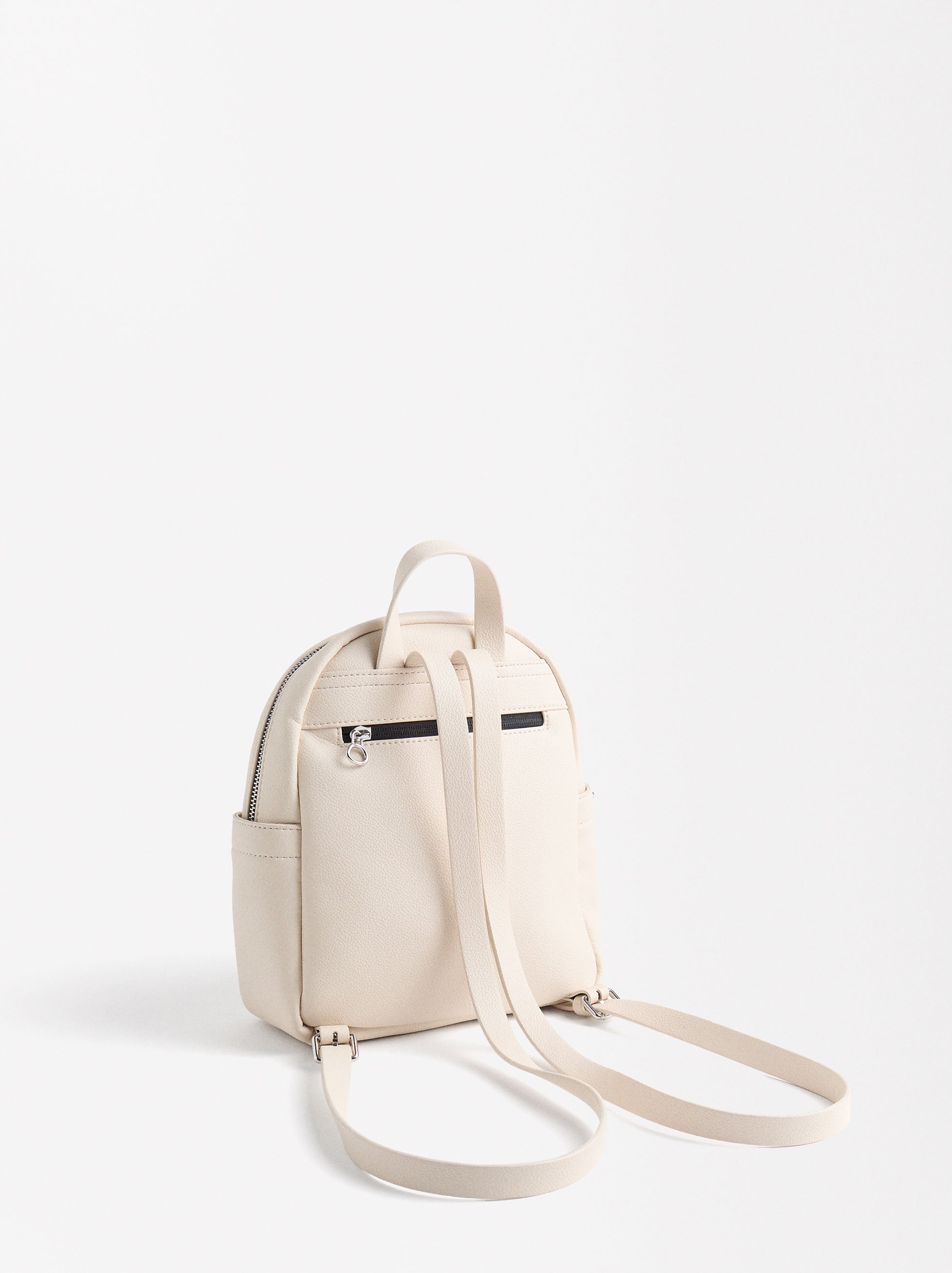 Mochila Con Colgante Corazón