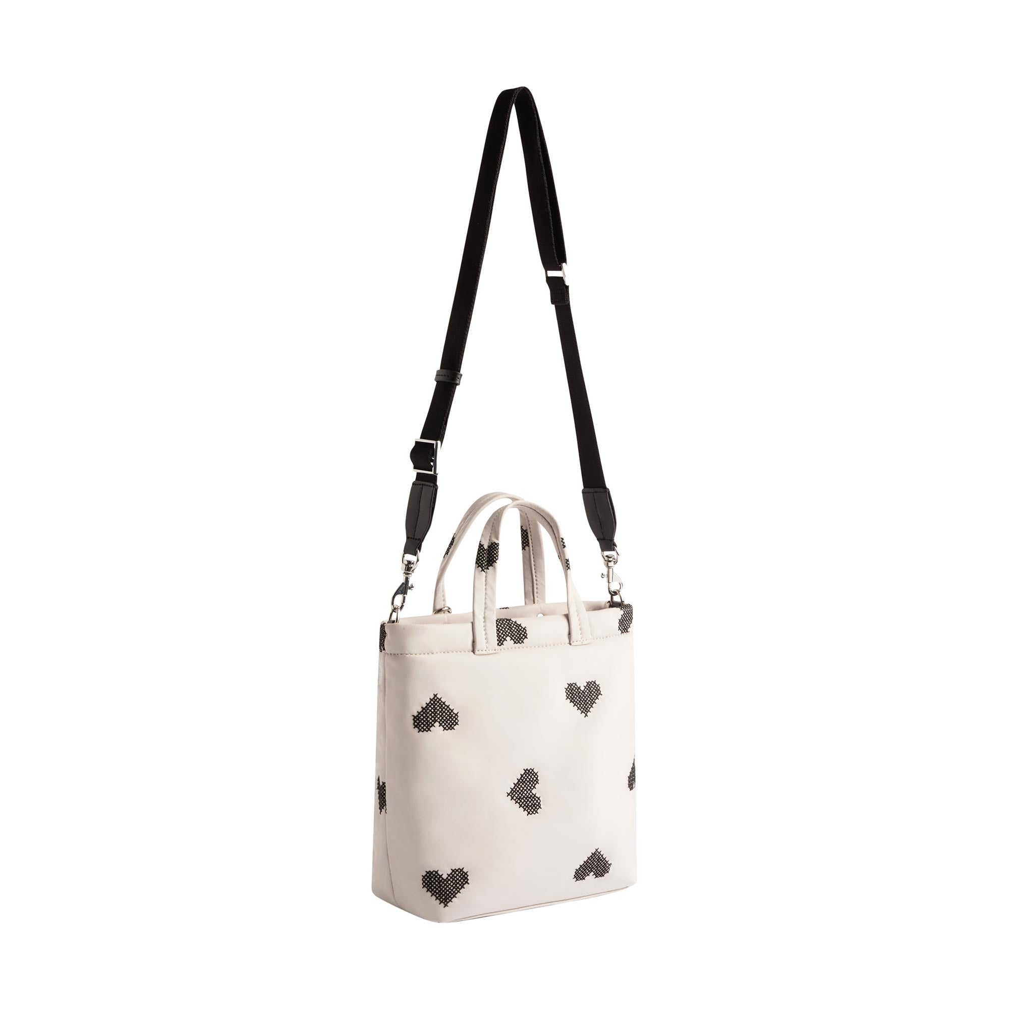Bolso Tote De Nylon Bordado Corazones