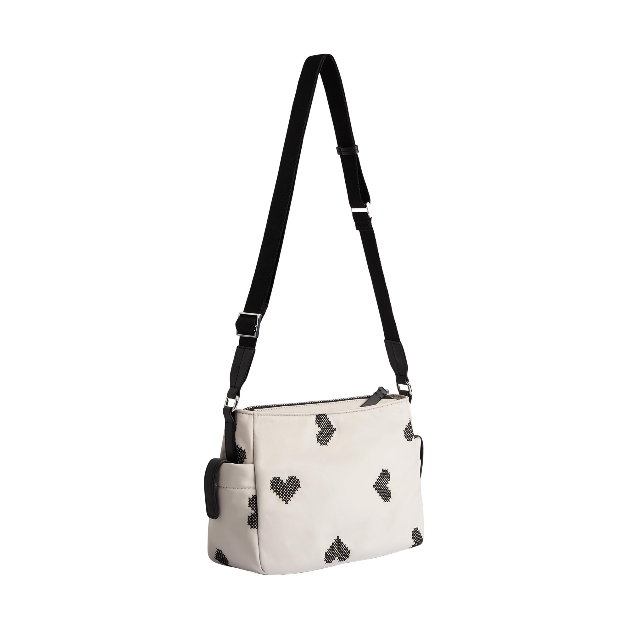 Bolso Bandolera De Nylon Bordado Corazones