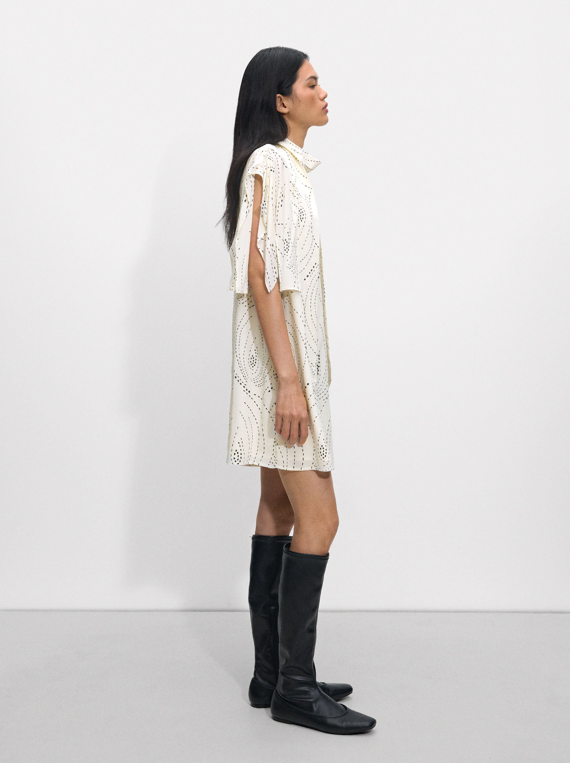 Vestido Estampado Con Lazo