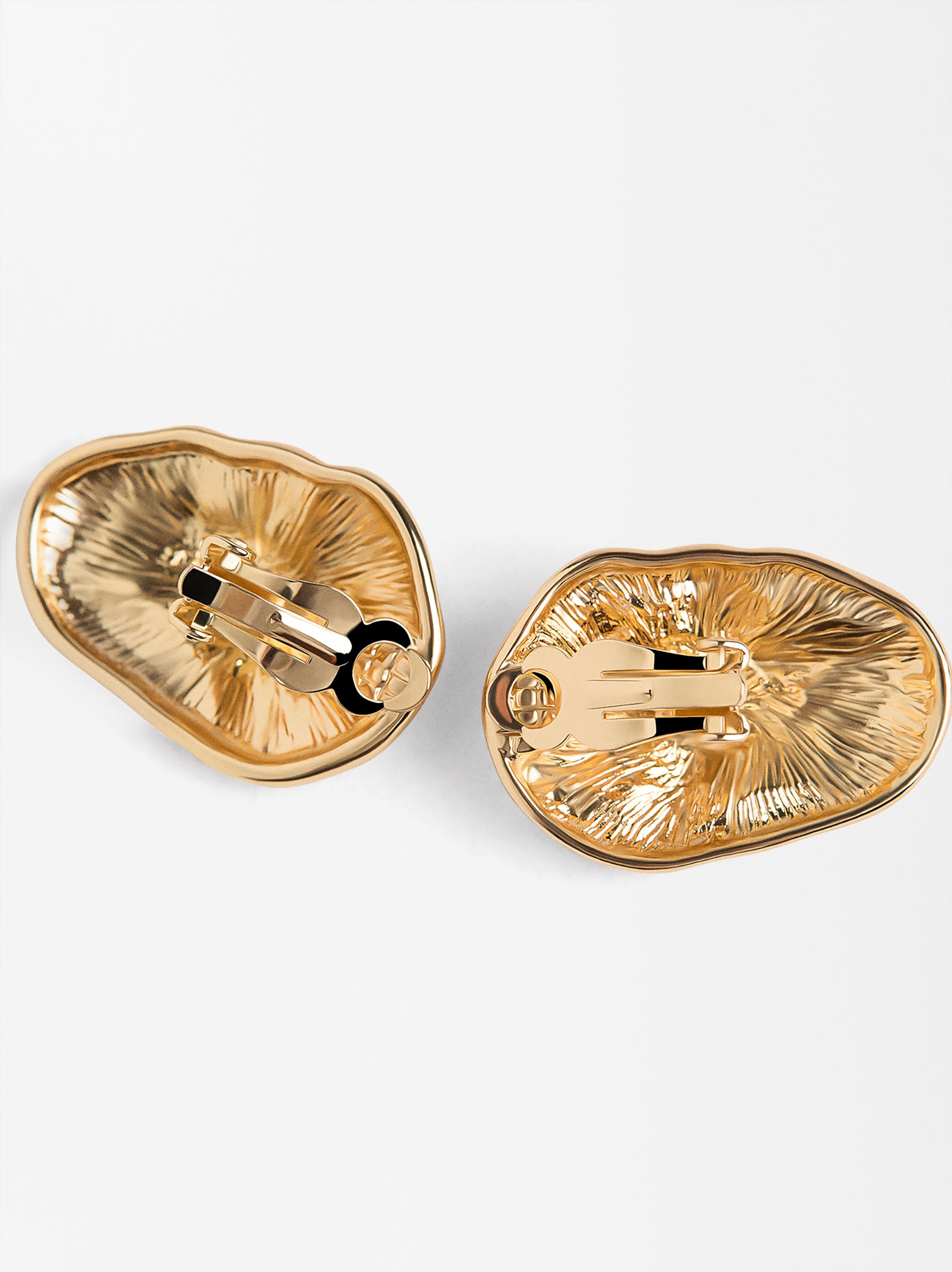 Aretes Con Relieve