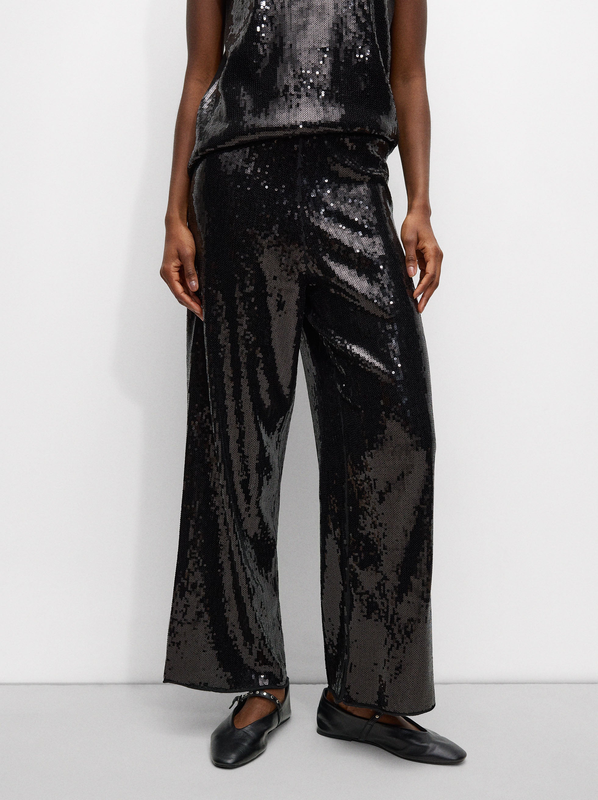 Pantalón De Punto Con Lentejuelas