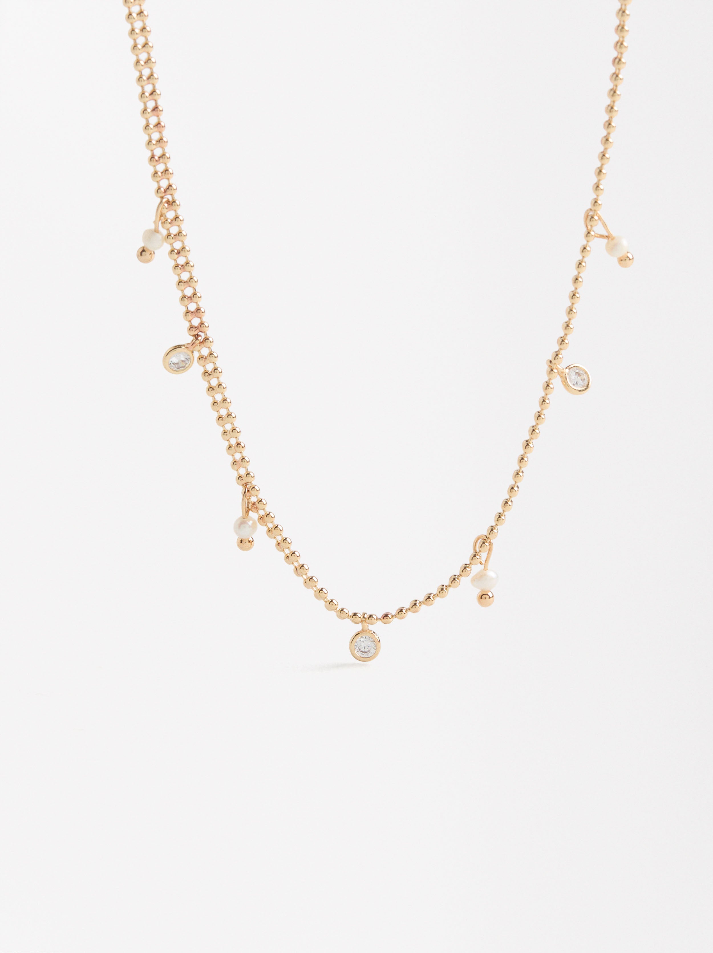 Collar Corto Con Perlas Y Circonitas