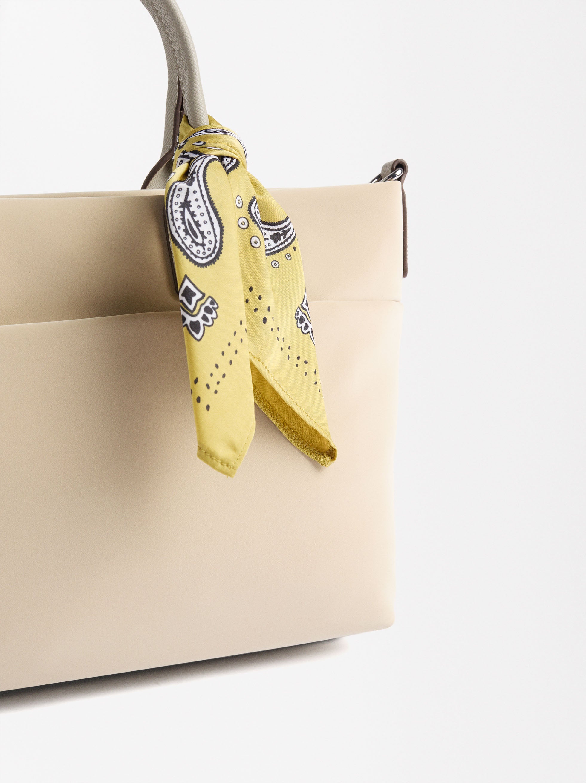 Cartera Tote Textura Suave M