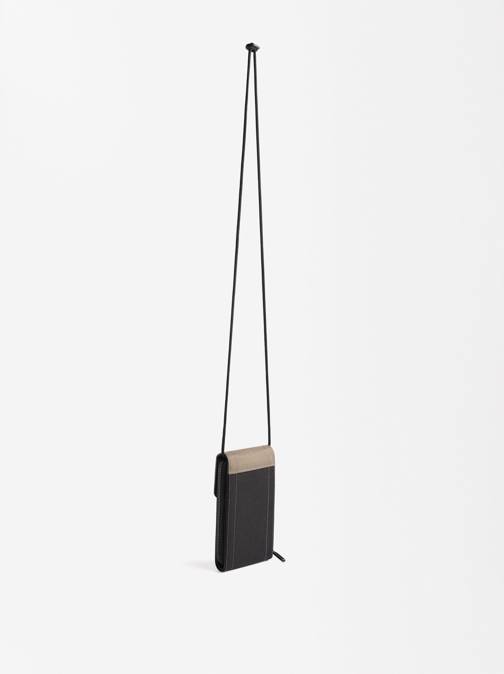 Bolsa Para Móvil De Nylon Color Block