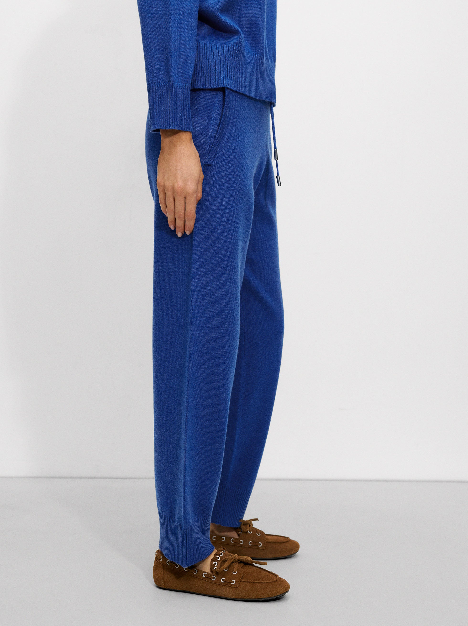 Pantalón De Punto Con Lana Y Cintura Ajustable
