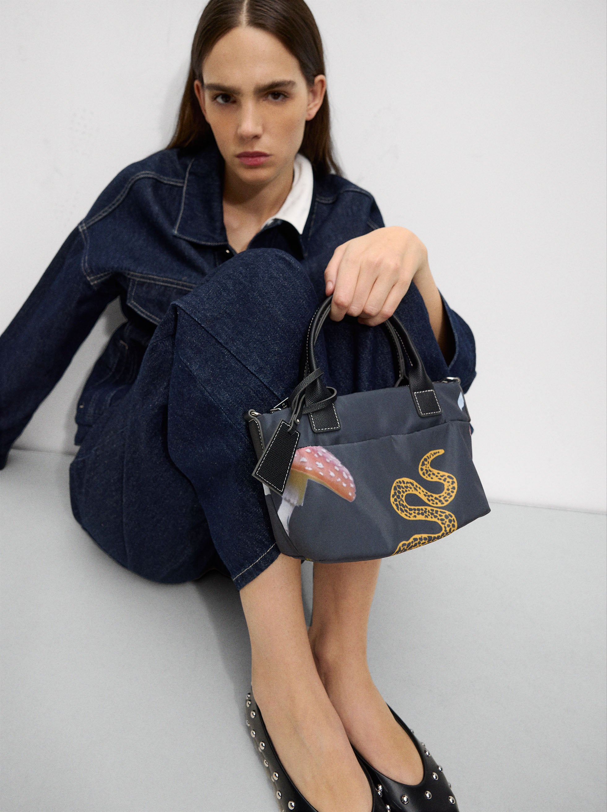 Bolso Tote De Nylon Estampada