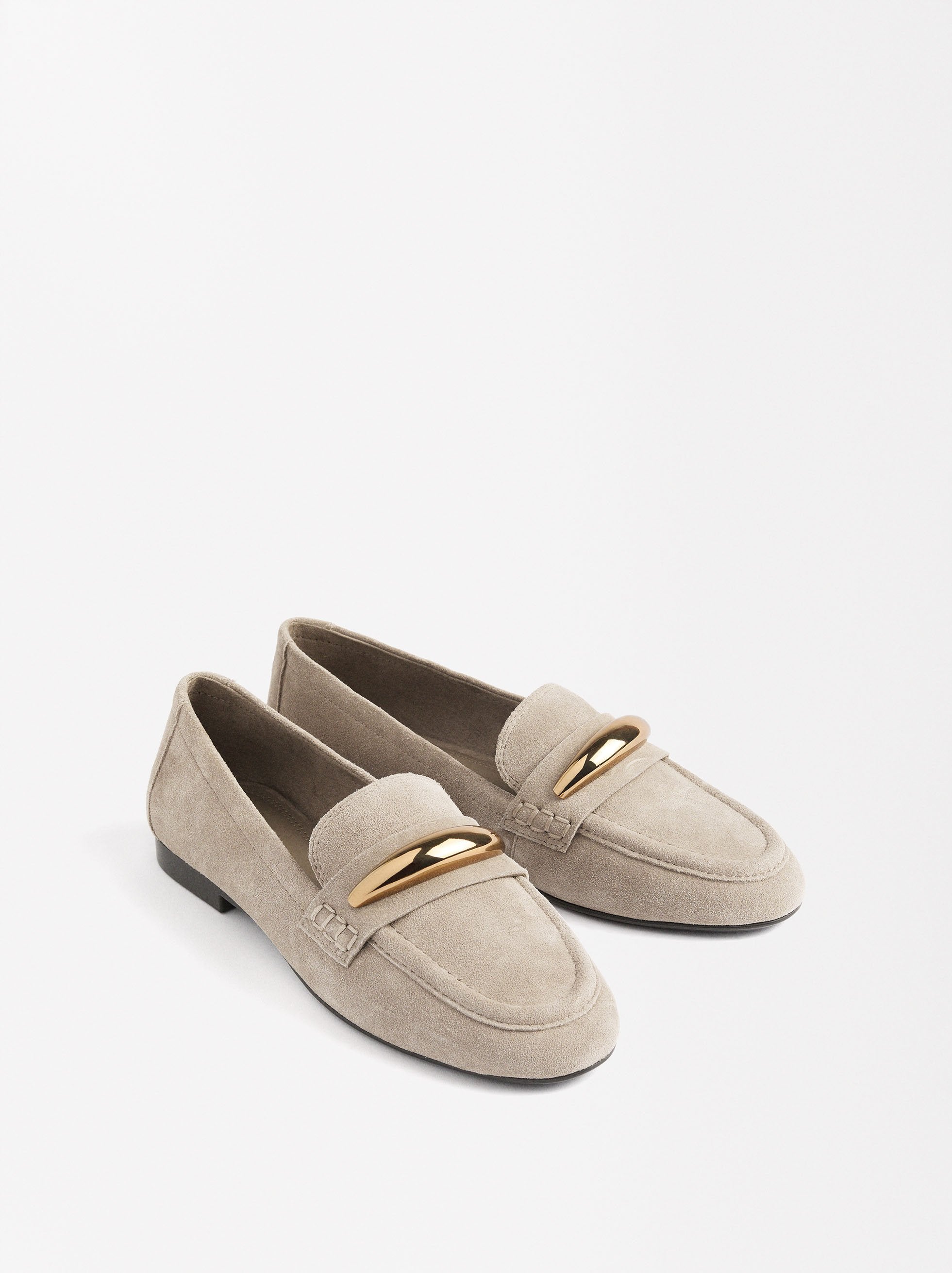 Mocasines De Piel Con Detalle Metálico