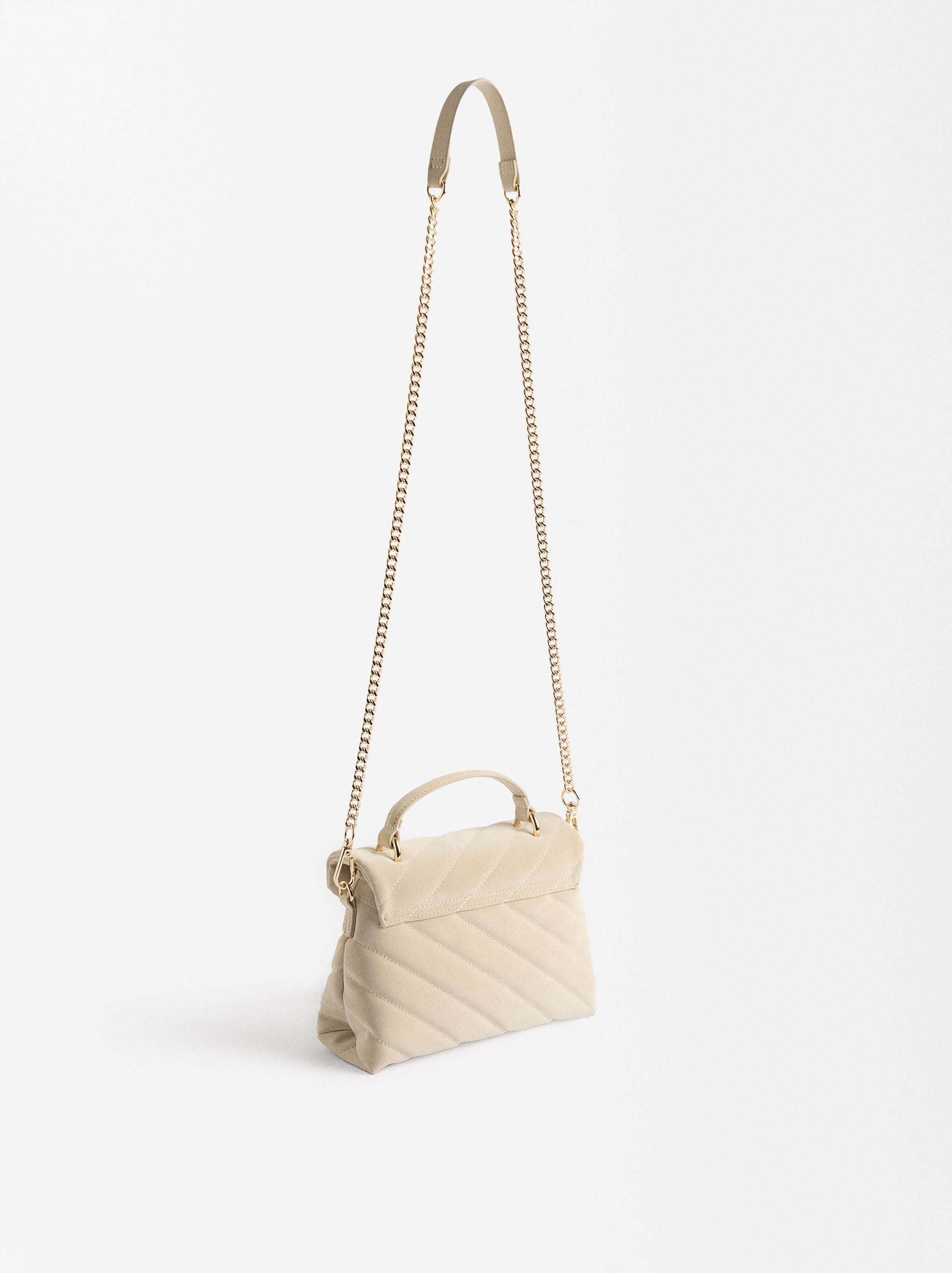 Cartera De Mano Con Textura Suave