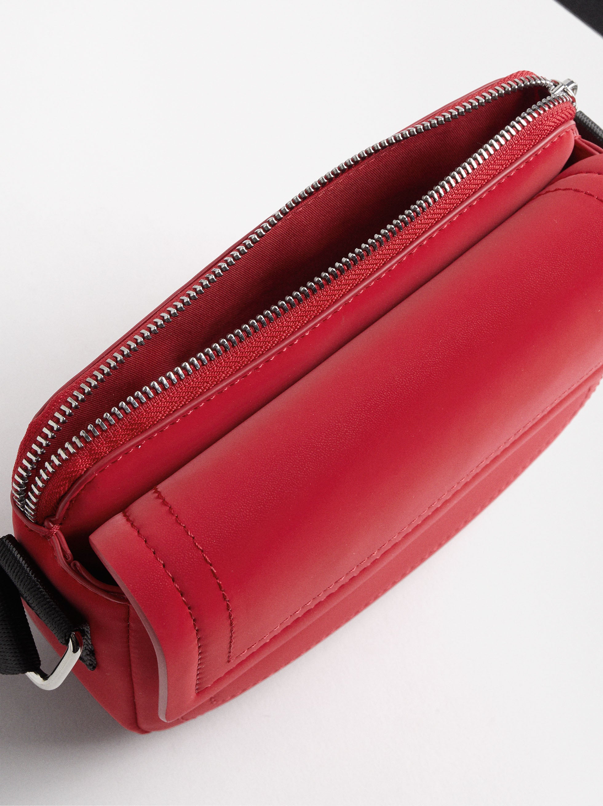 Cartera Bandolera Textura Suave