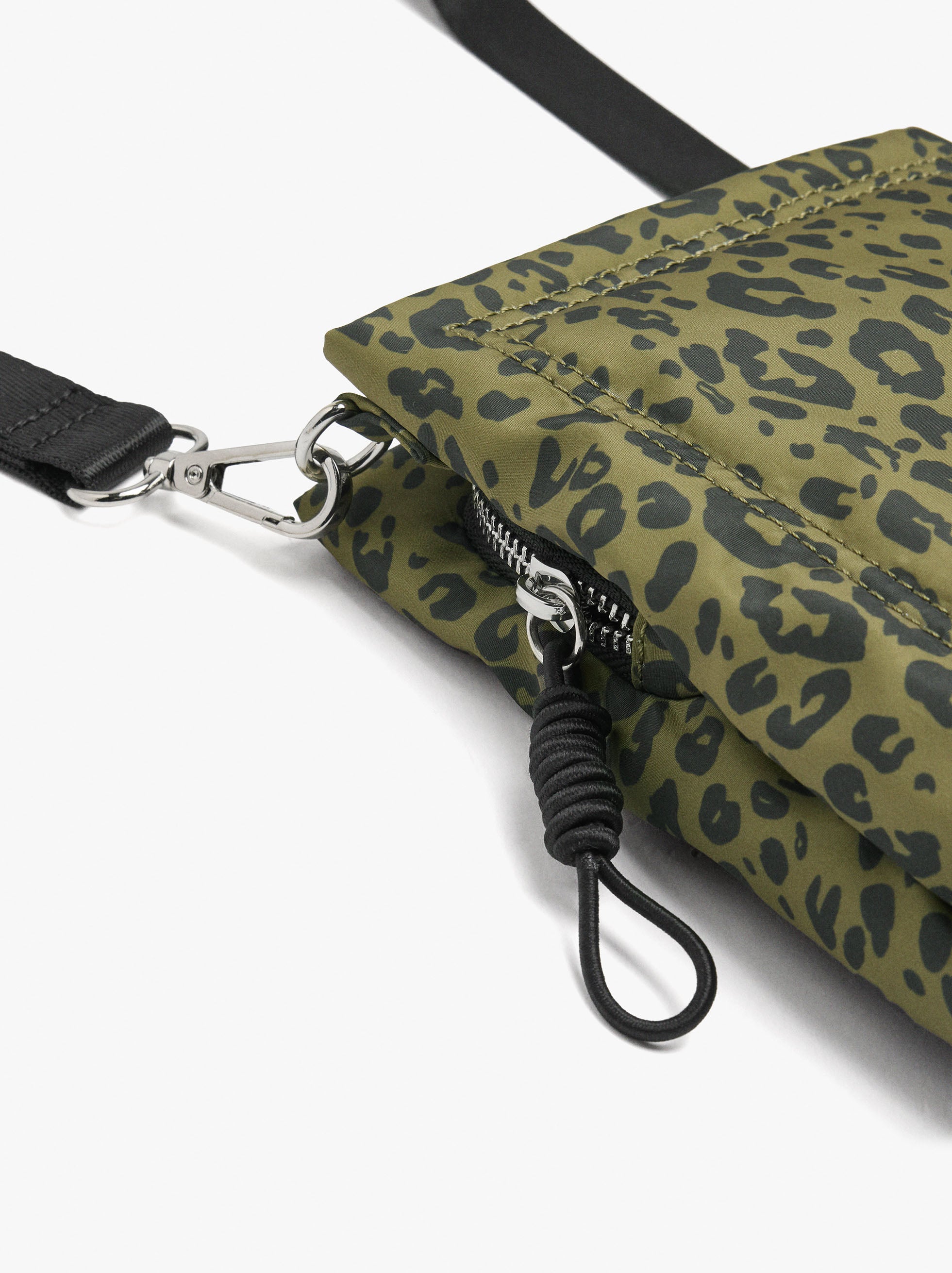 Bolso Bandolera De Nylon