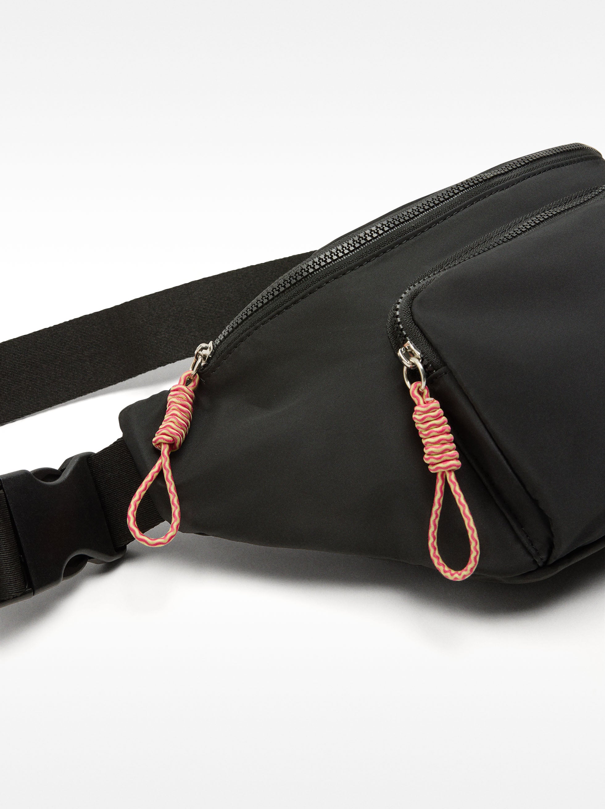 Cartera Riñonera De Nylon