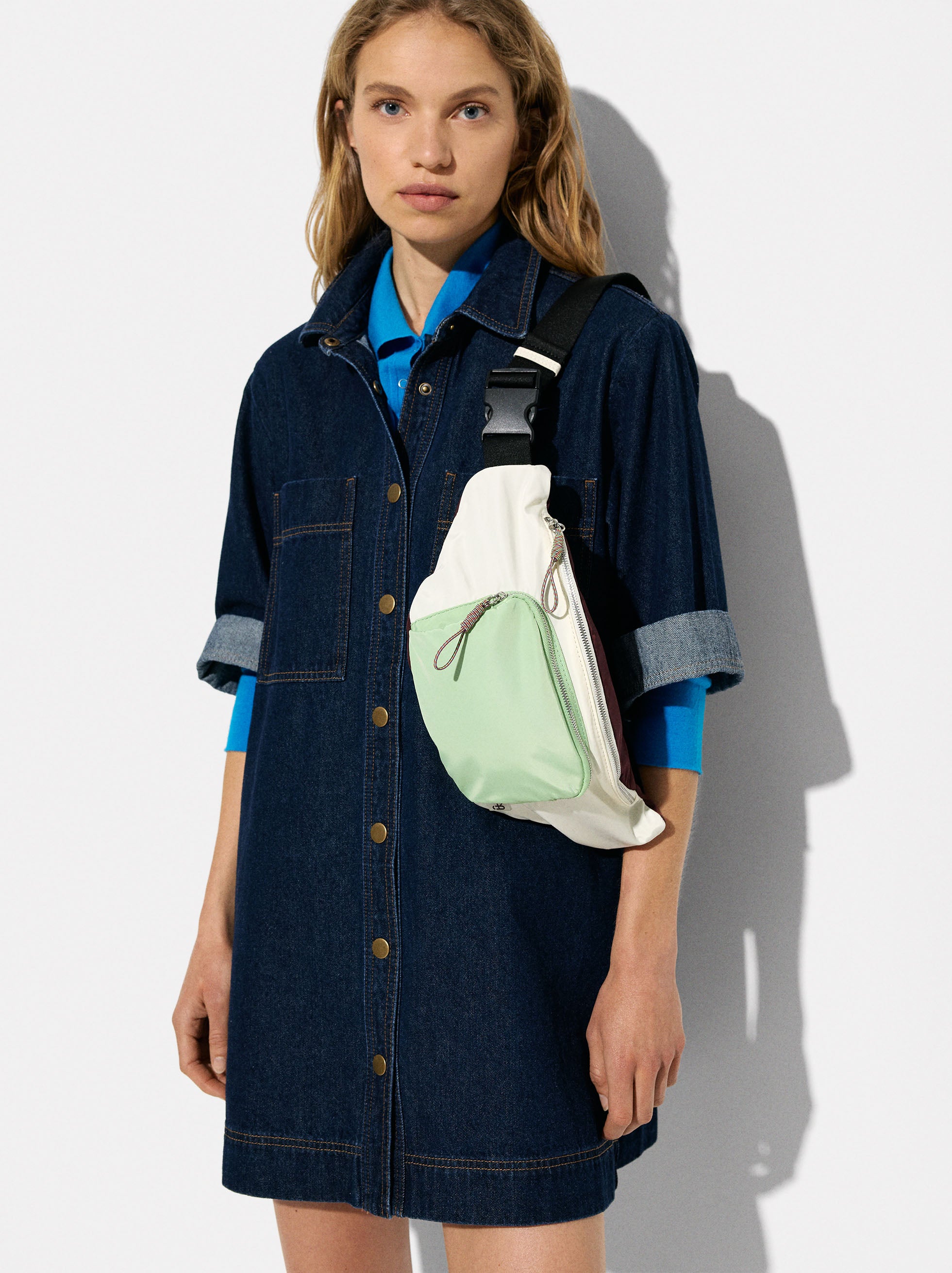 Cartera Riñonera De Nylon