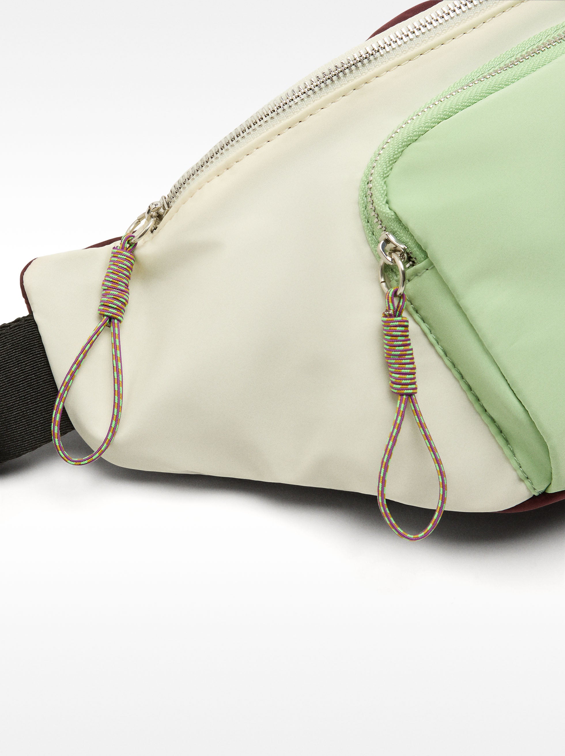 Cartera Riñonera De Nylon