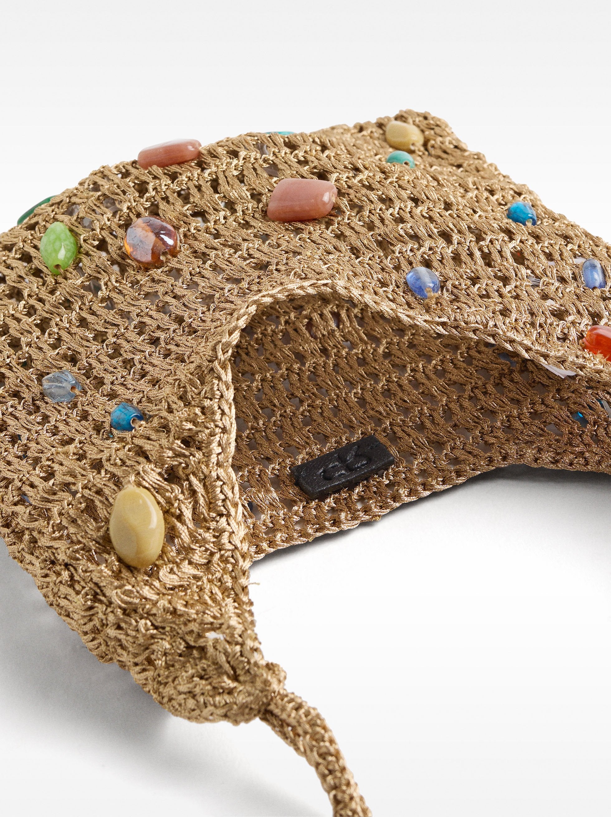 Cartera De Punto Con Aplicaciones