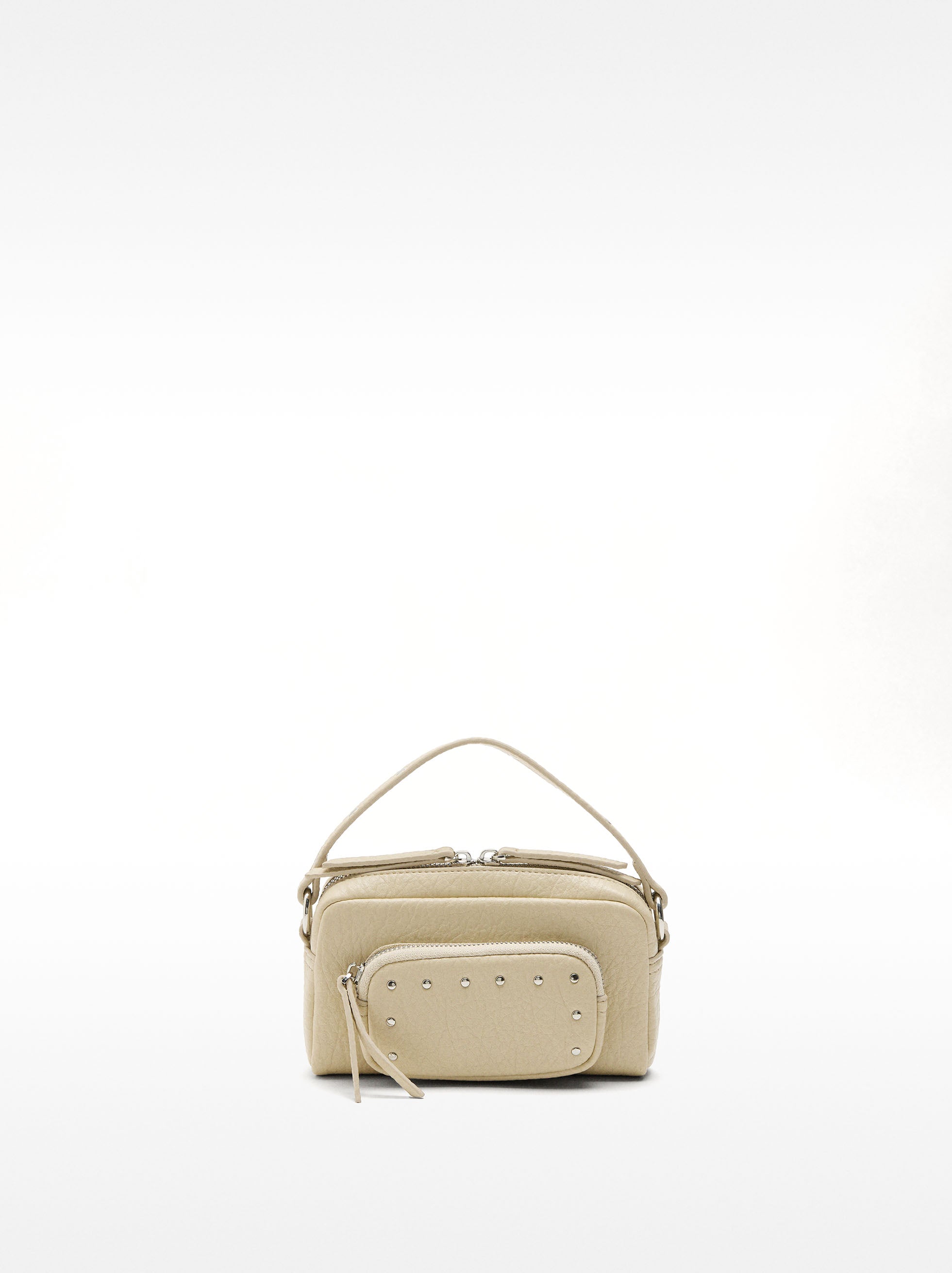 Cartera Bandolera Con Tachuelas