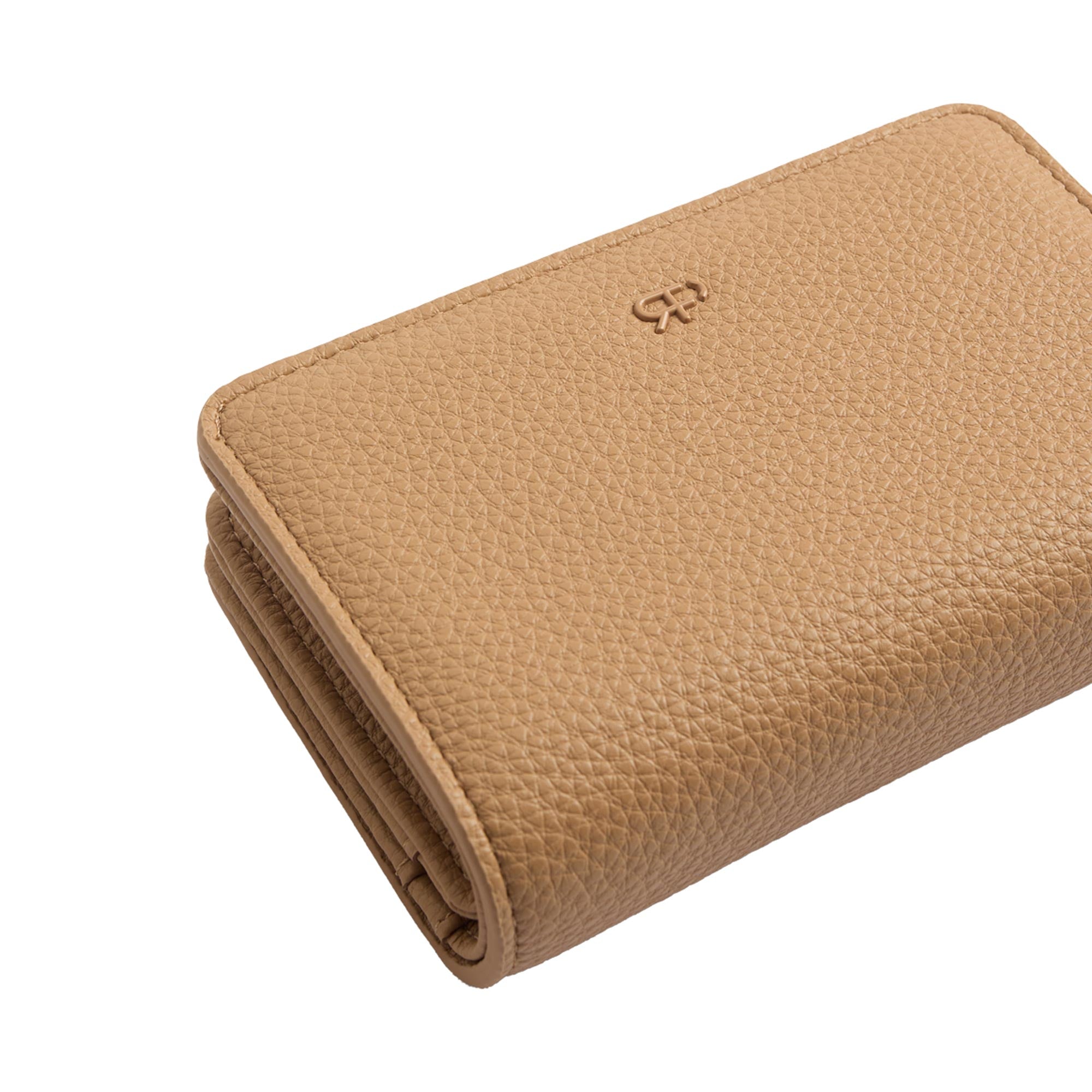 Cartera Mediana Con Textura
